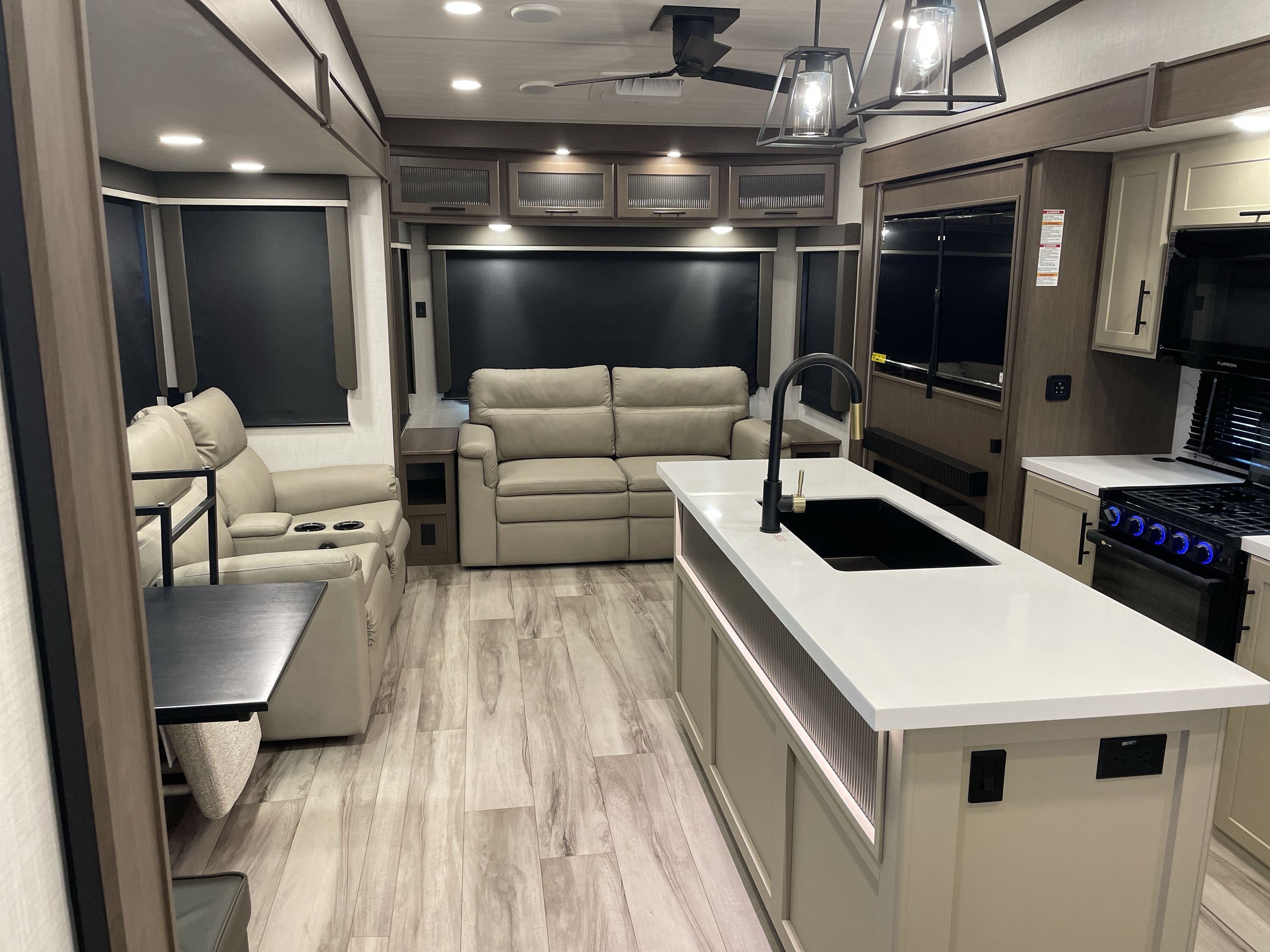 2027 Keystone COUGAR MIDNIGHT EDITION 316RLS in anderson CA