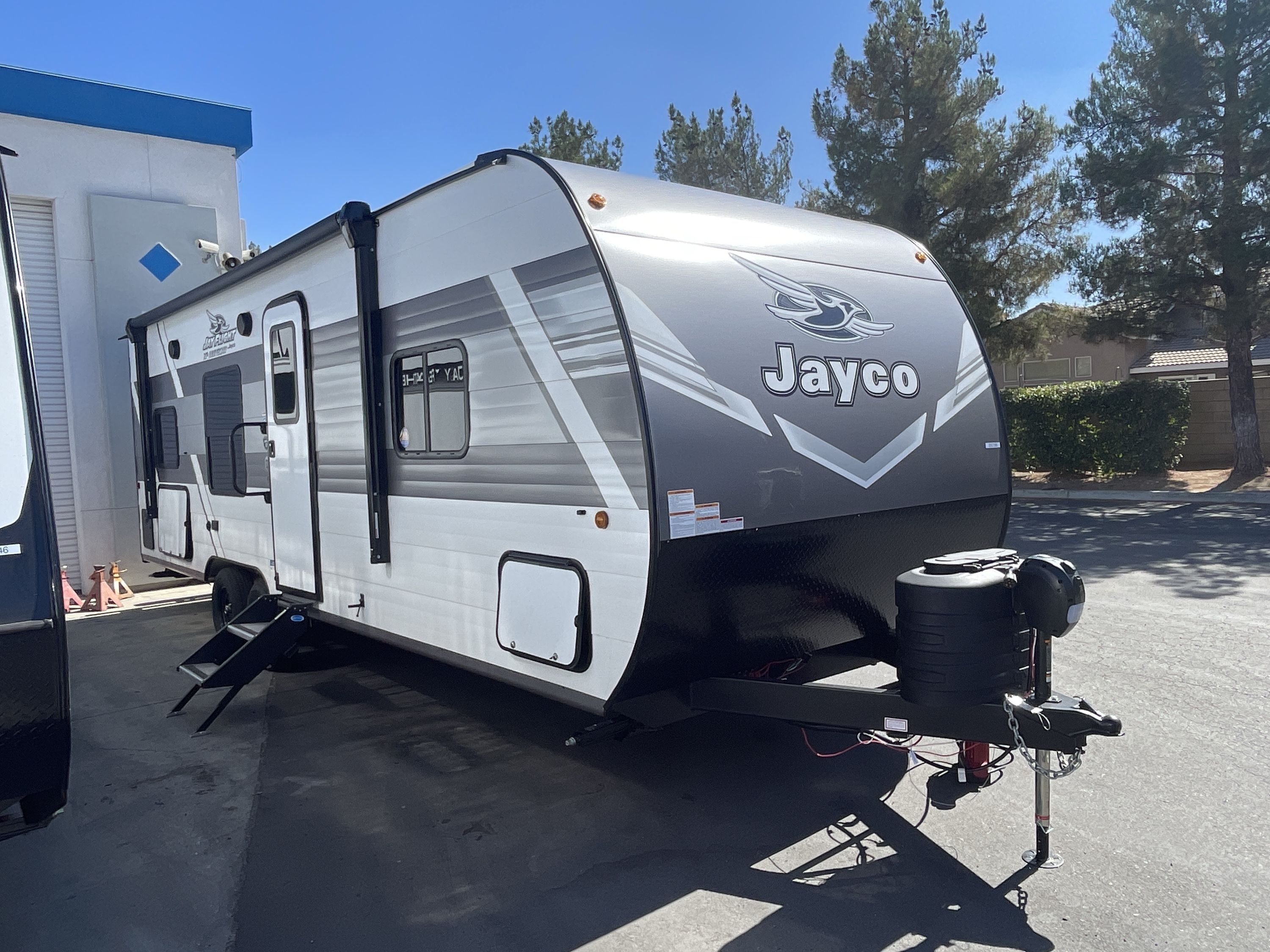 2027 Jayco JAY FLIGHT 260BHW in menifee CA