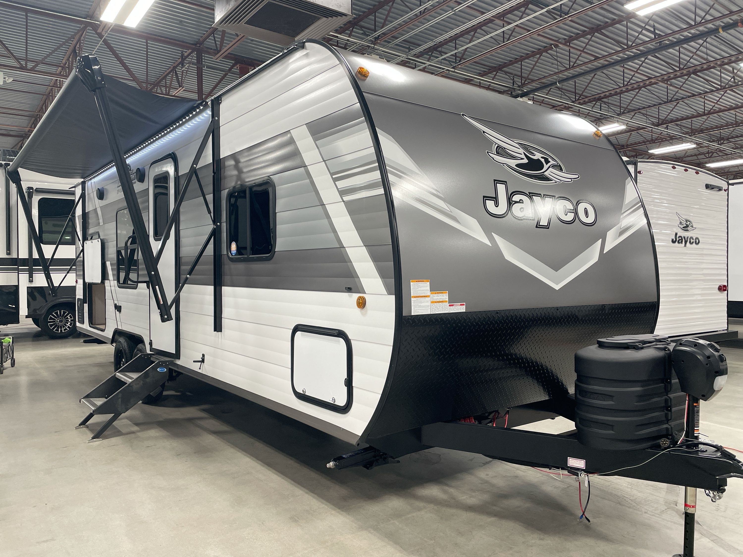 2027 Jayco JAY FLIGHT 260BHW in colton CA