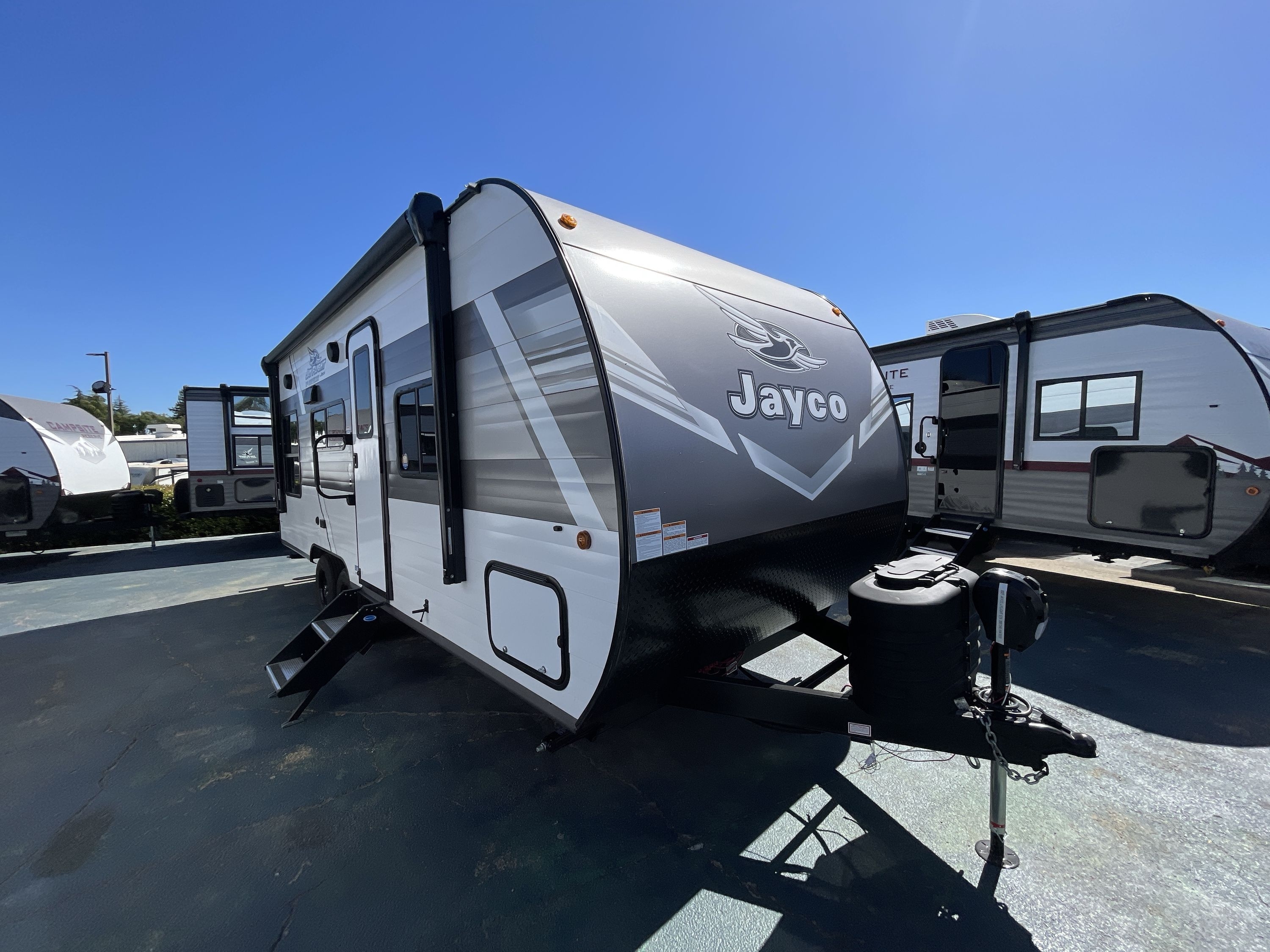 2027 Jayco JAY FLIGHT 210QBW in roseville CA
