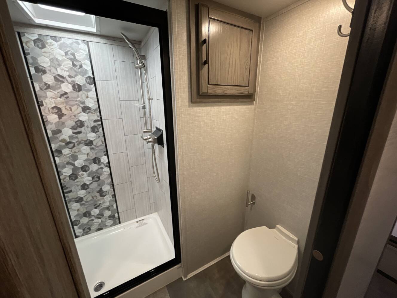 A photo of this 2023 Crossroads CAMEO 3701RL
