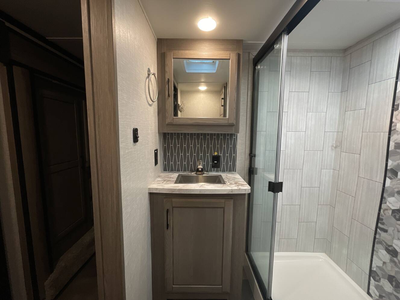 A photo of this 2023 Crossroads CAMEO 3701RL
