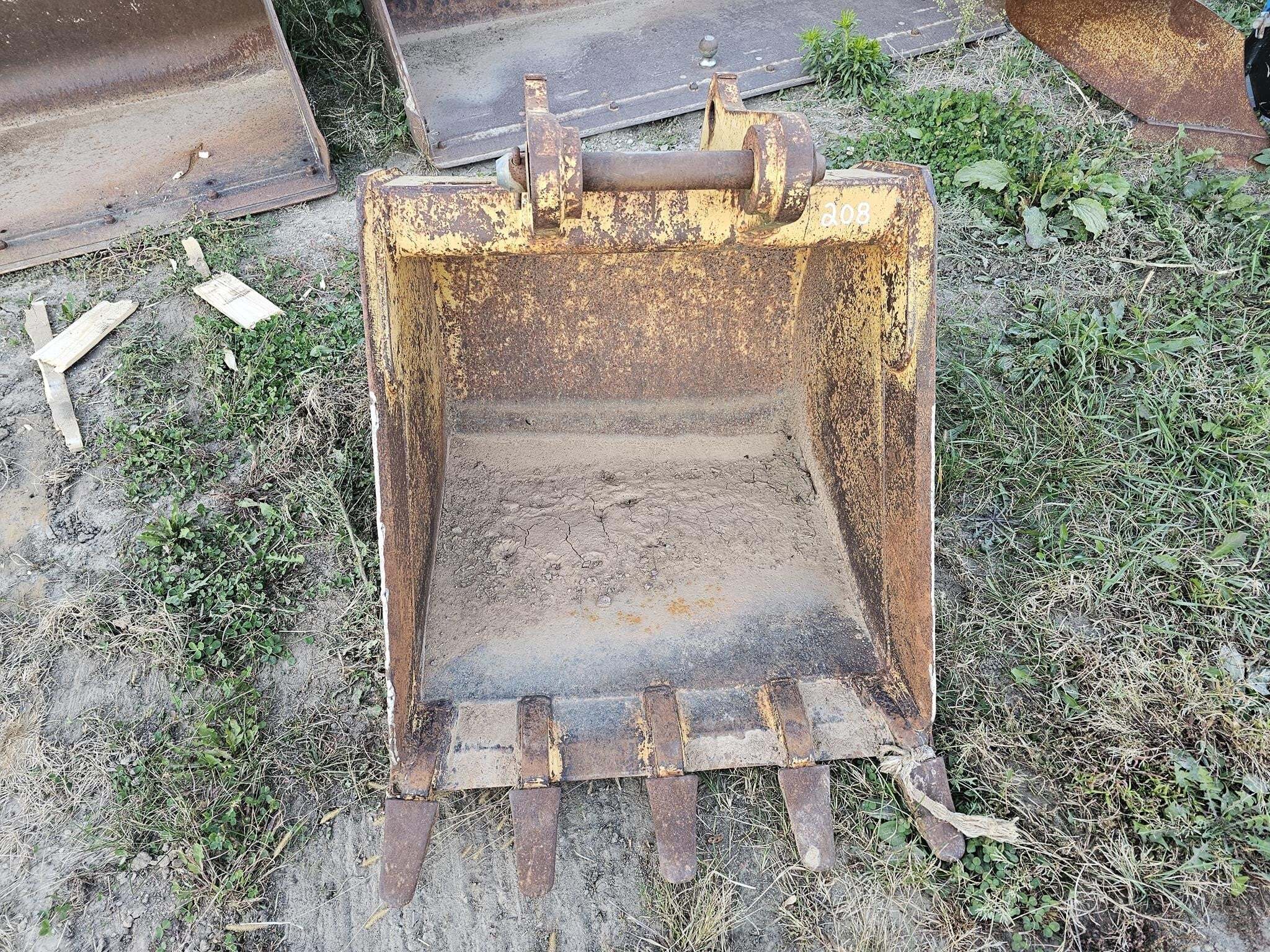 DEERE Attachment in Caledonia, MN