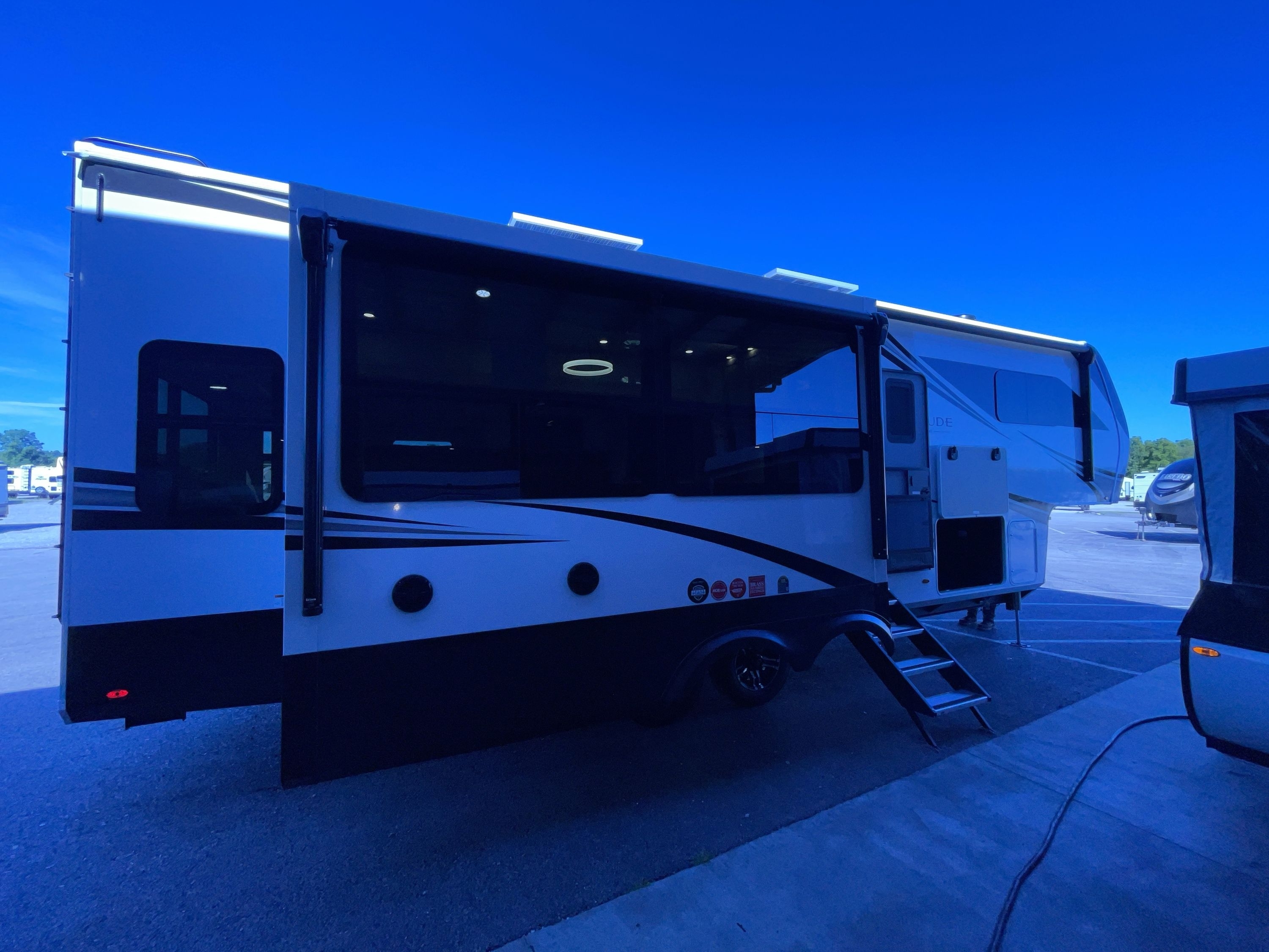2027 Grand Design SOLITUDE 310GK in london KY