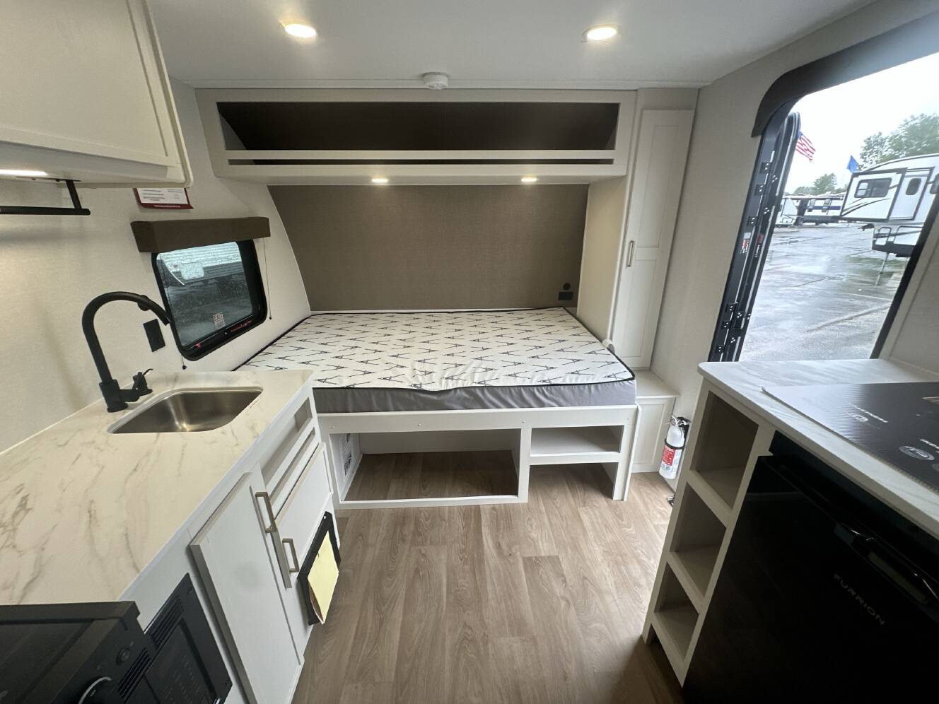 A photo of this 2027 Grand Design TRANSCEND LITE 121RBL