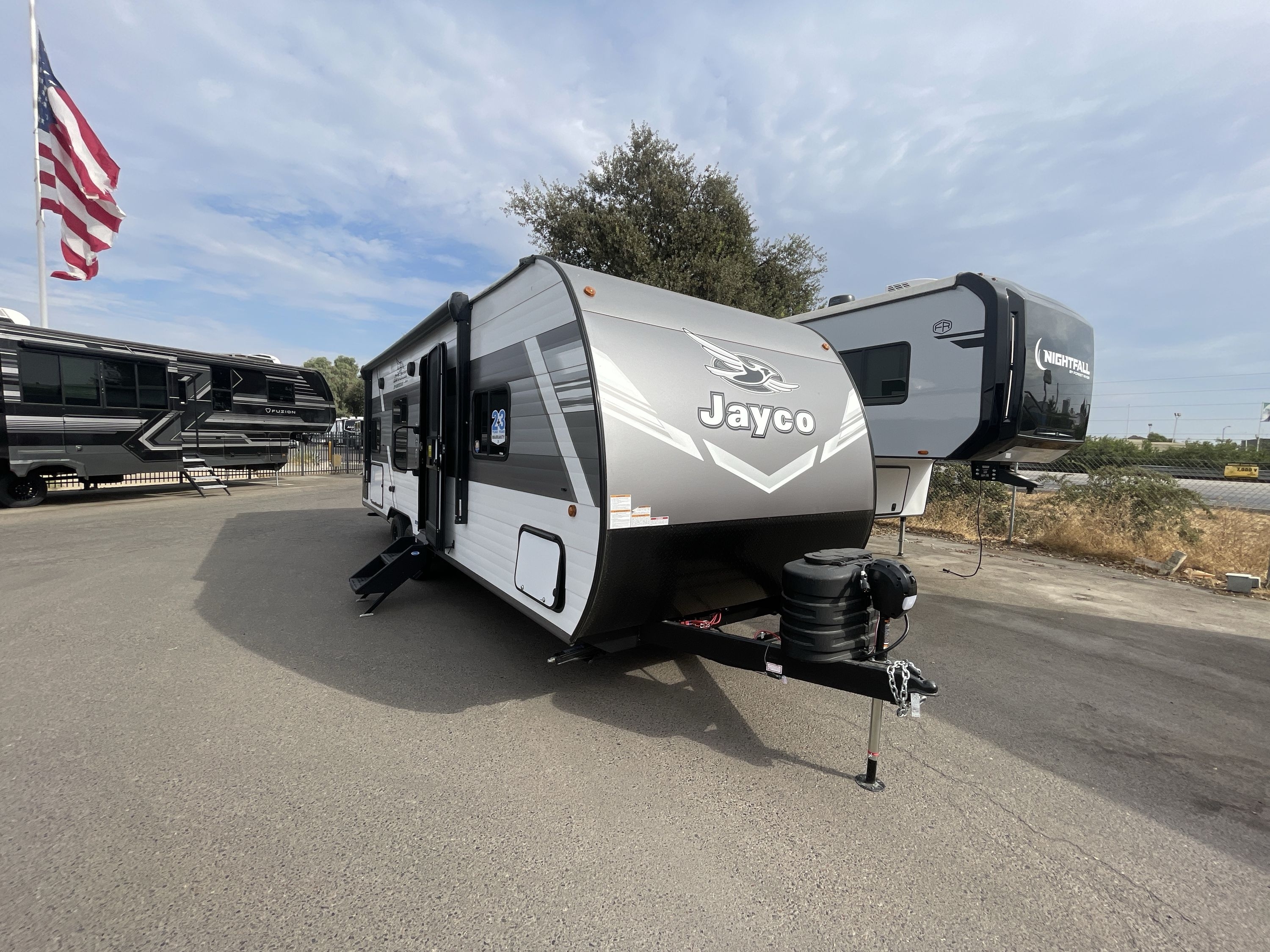 2027 Jayco JAY FLIGHT 260BHW in fresno CA