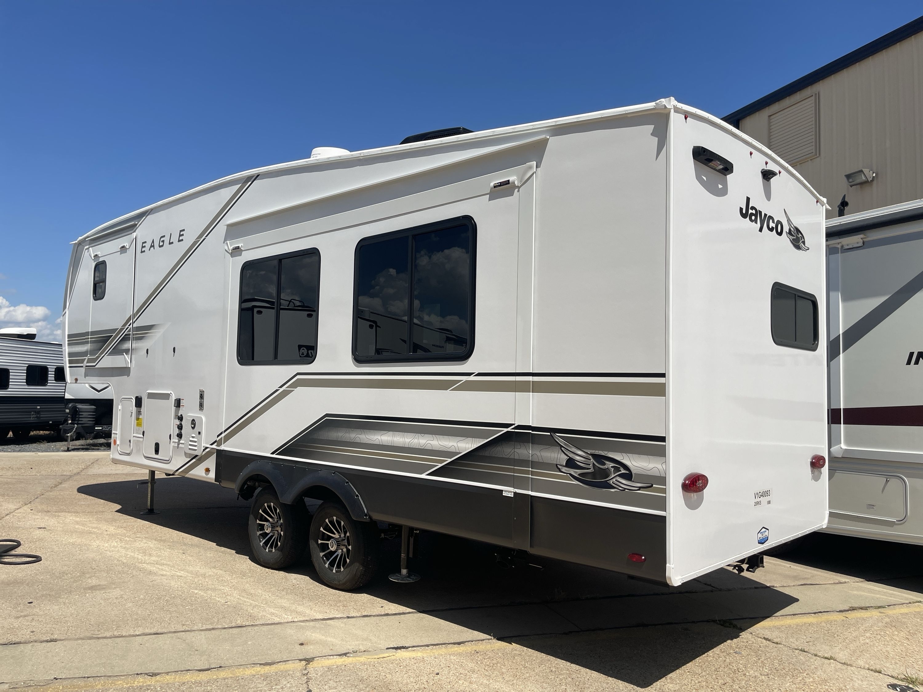 New 2027 Jayco Eagle Sle 28RKS For Sale in Bossier City, LA