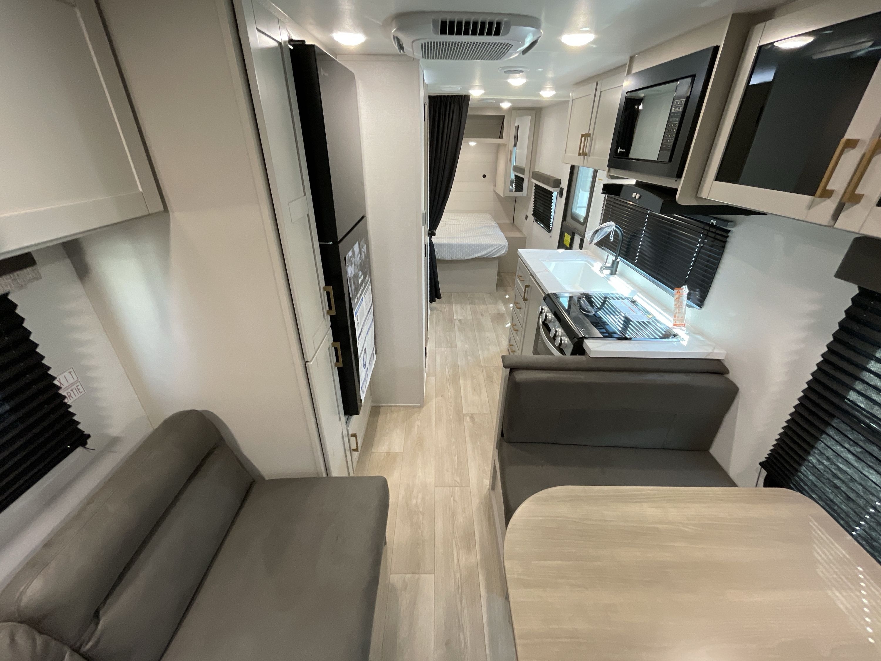 2027 Jayco JAY FLIGHT 210QBW in fresno CA
