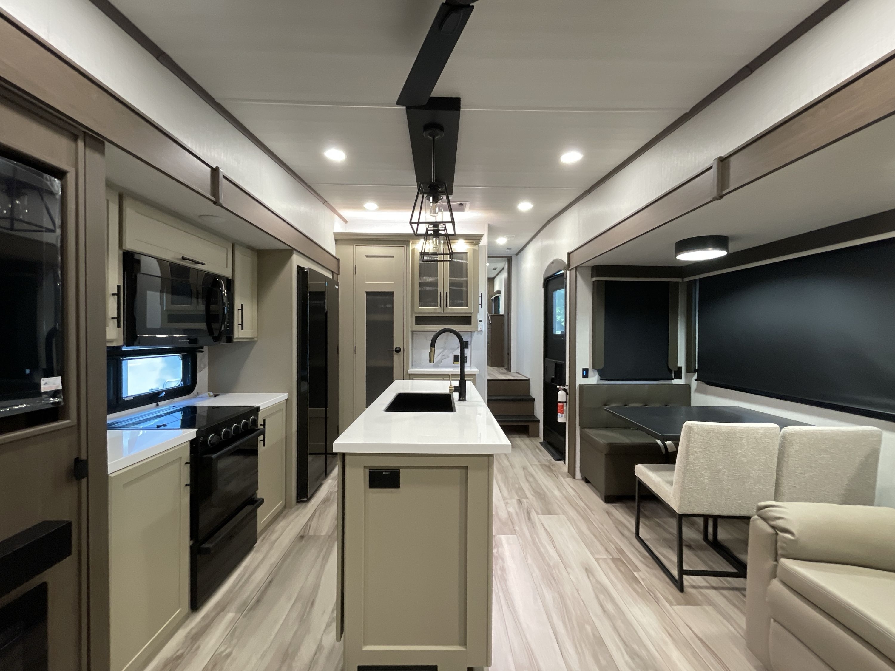 2027 Keystone COUGAR MIDNIGHT EDITION 316RLS in jackson MS