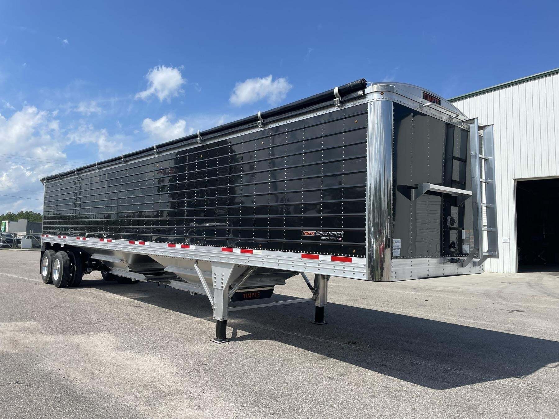 2024 TIMPTE 42' X 96" X 78" BLACK HOPPER BOTTOM in Wilmington, NC