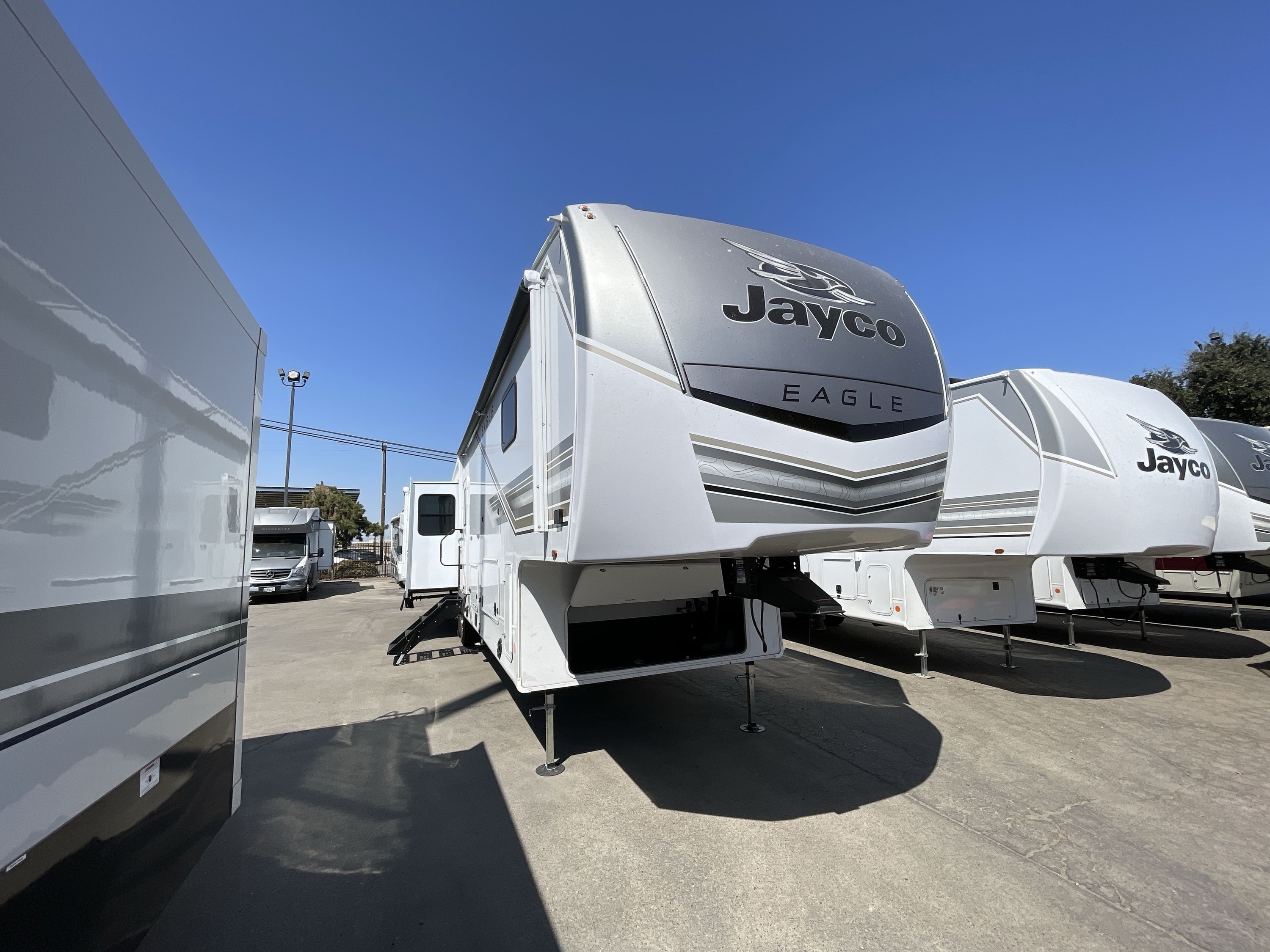 2027 Jayco EAGLE 355MBQS in fresno CA
