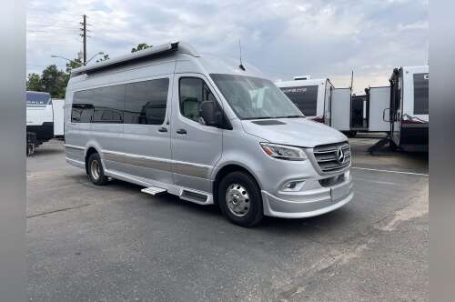 2022 Grech Motors STRADA-ION 3500XD in wheat ridge CO