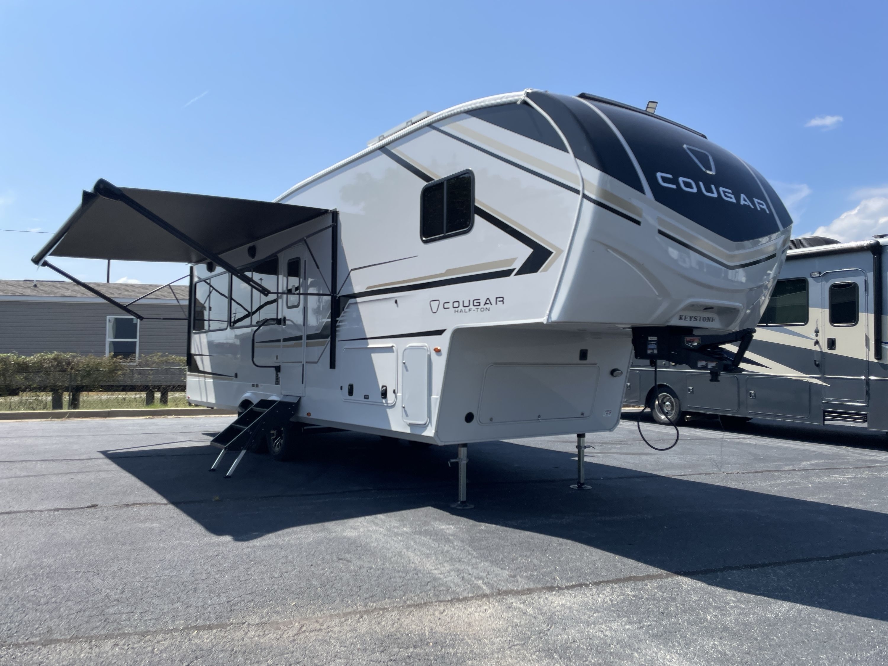 2027 Keystone COUGAR 26RES in byron GA