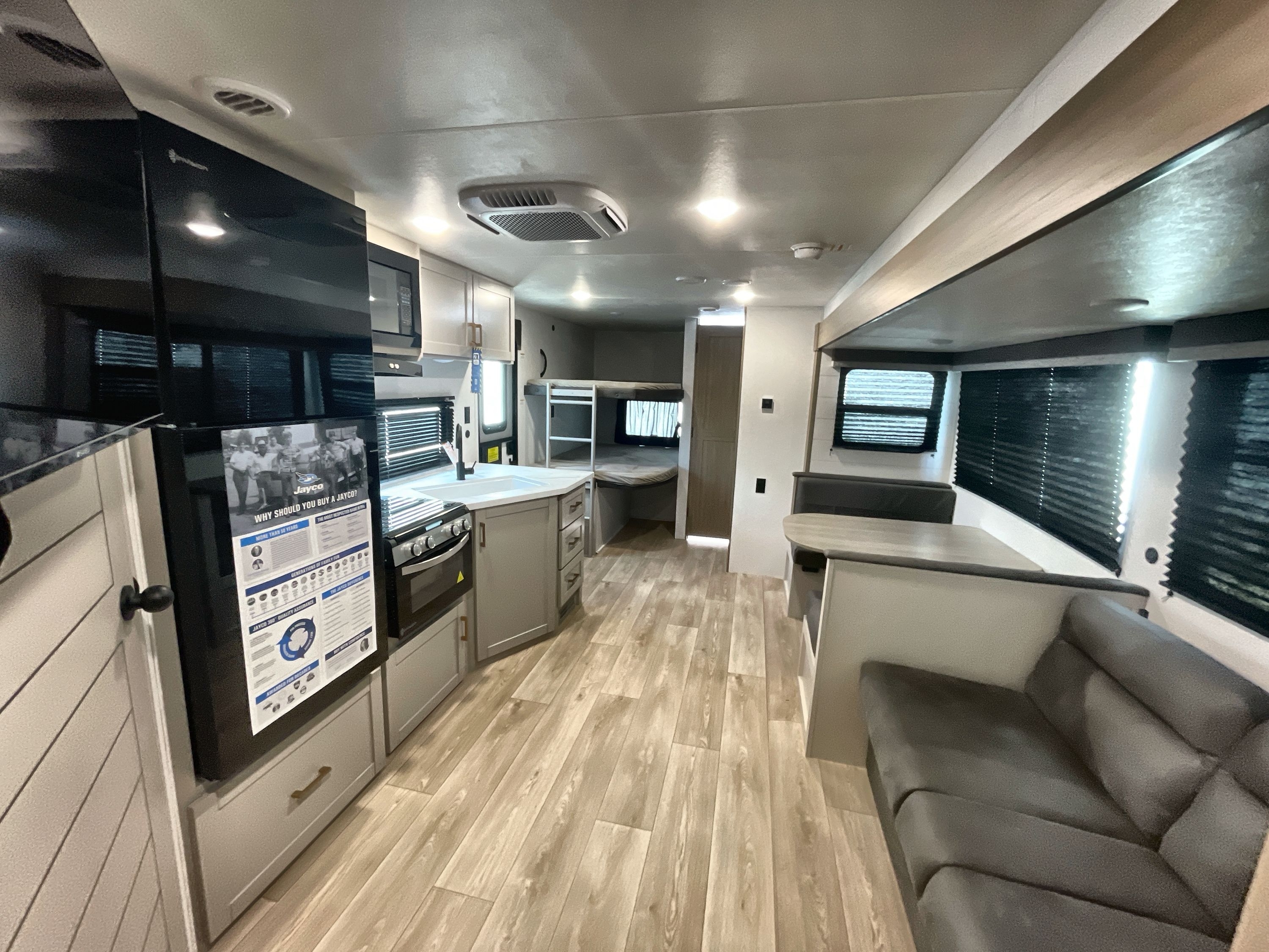 2027 Jayco JAY FLIGHT 263BHS in lake park GA