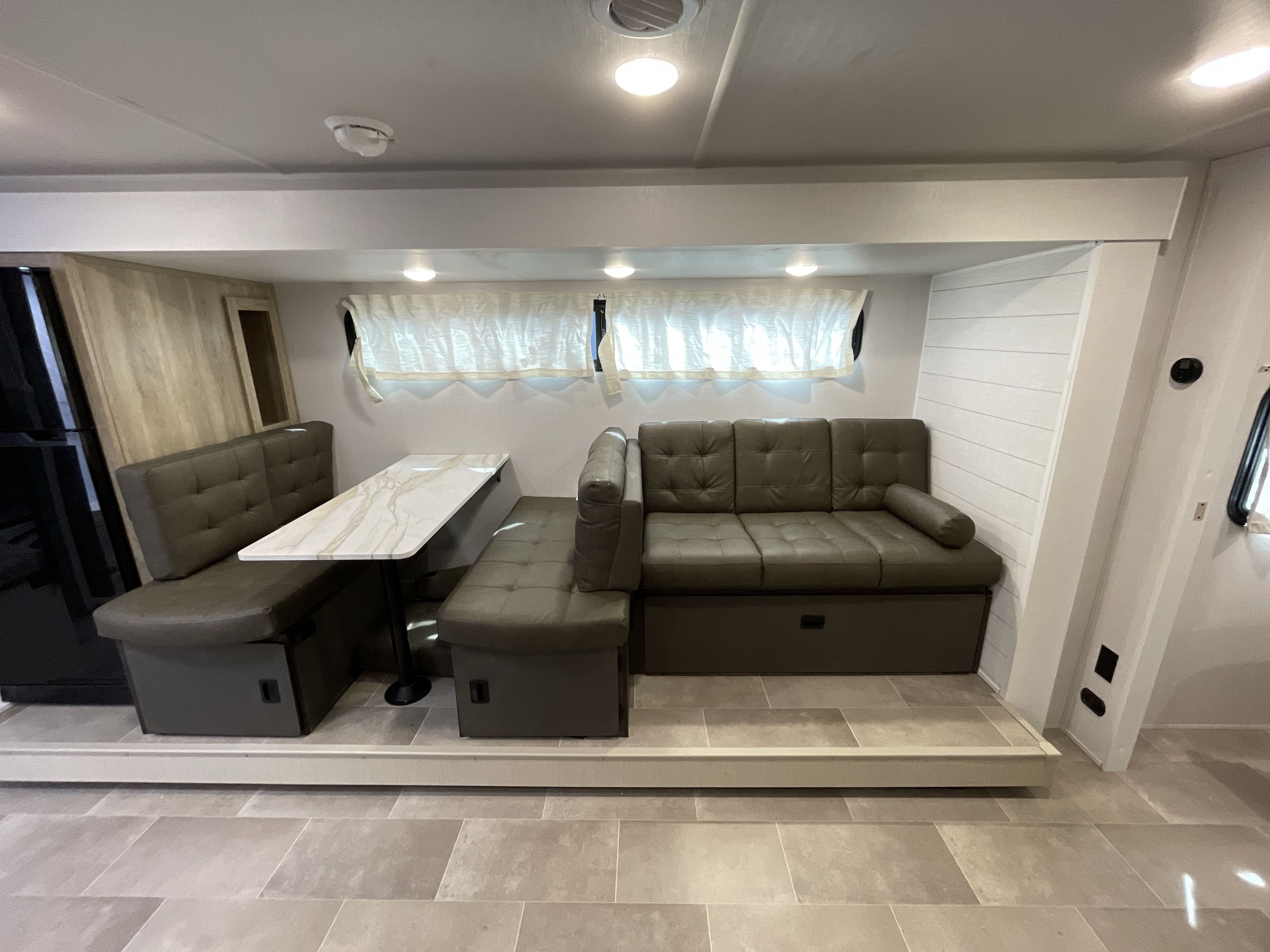 2027 Forest River AIRELUME 265 in katy TX