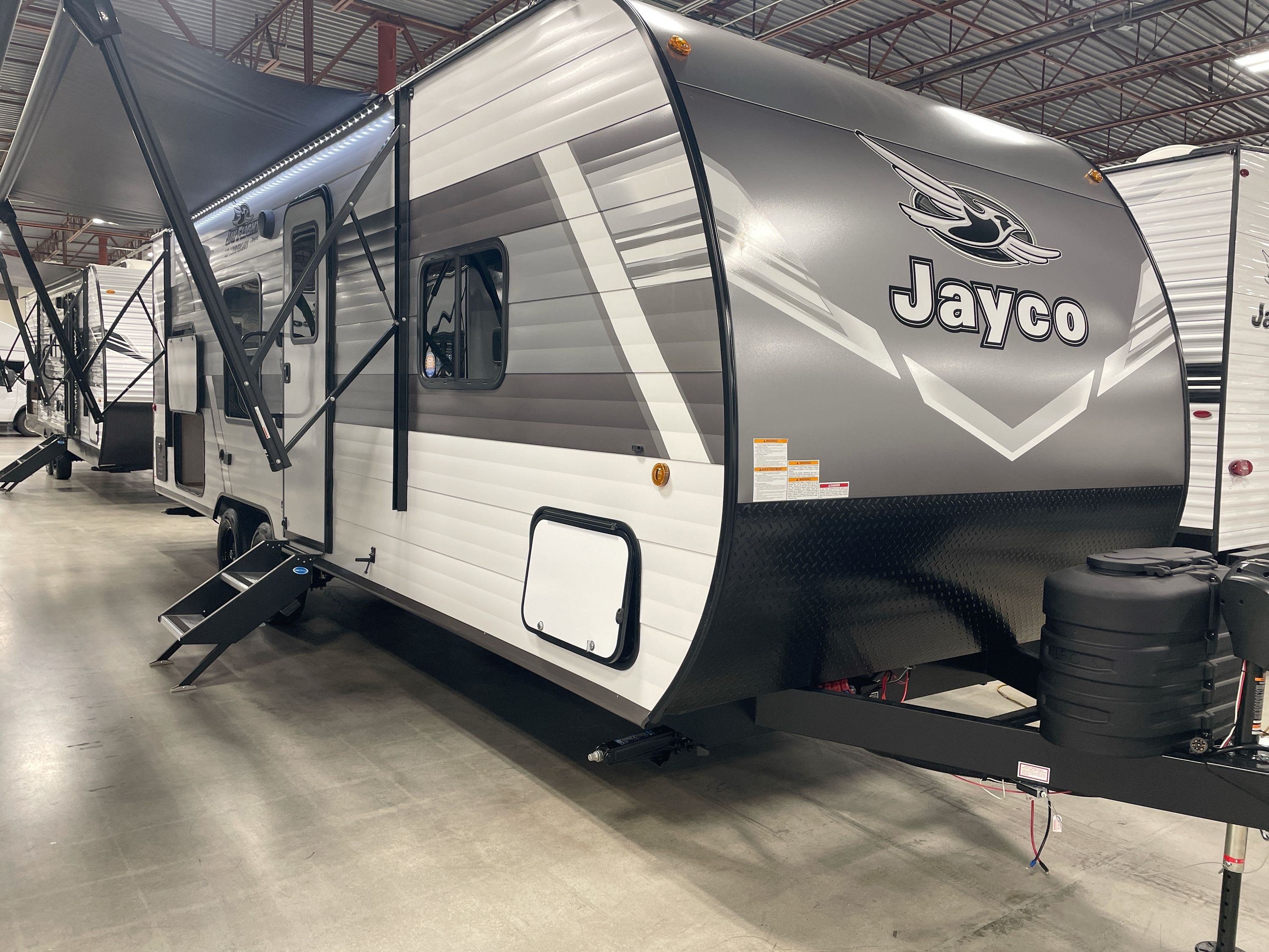 2027 Jayco JAY FLIGHT 260BHW in colton CA