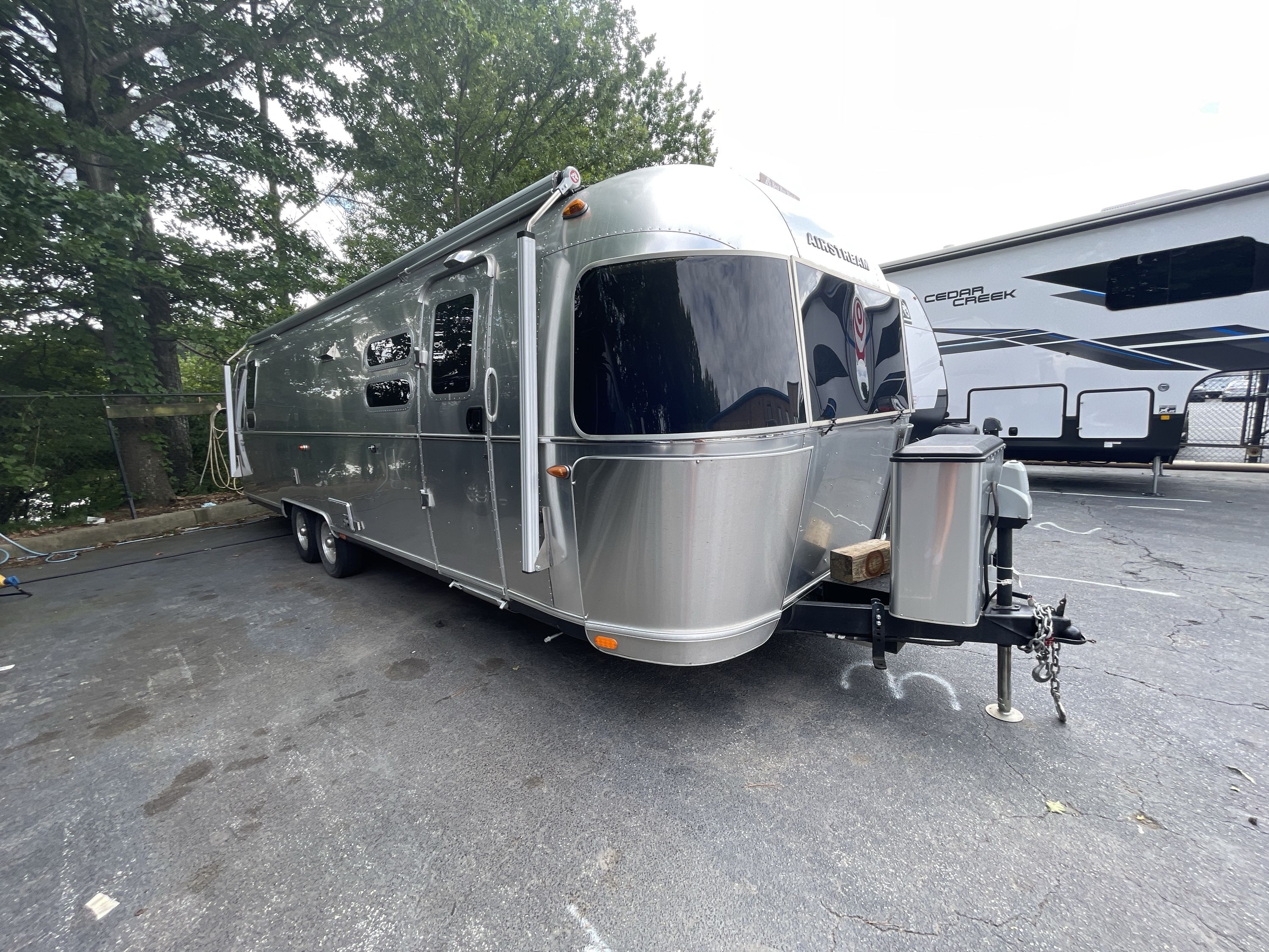 2019 Airstream INTERNATIONAL SERENITY 30 QUEEN in woodstock GA