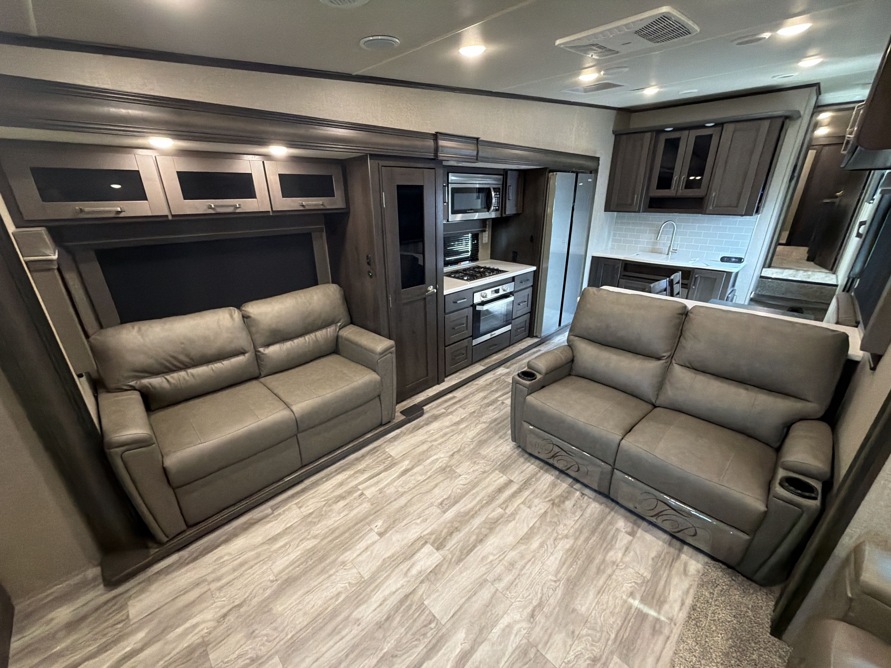 2022 Grand Design REFLECTION 341RDS in cheyenne WY