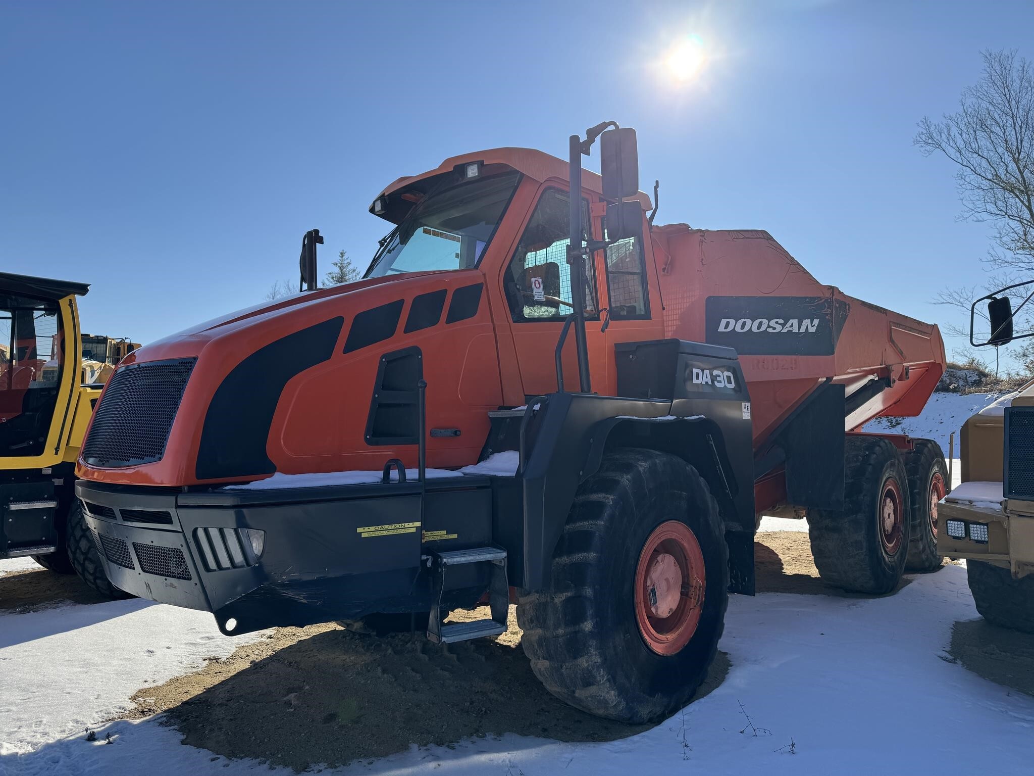 2015 DOOSAN DA30 in Windham, NH