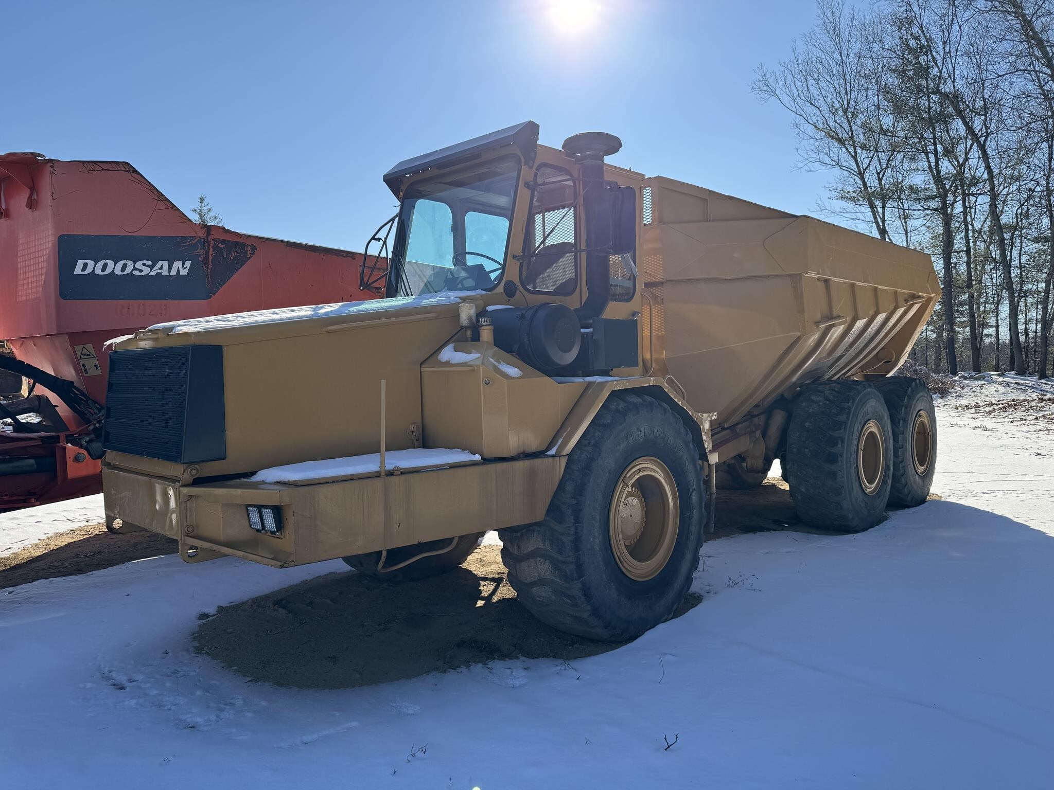 1998 MOXY MT30 in Windham, NH