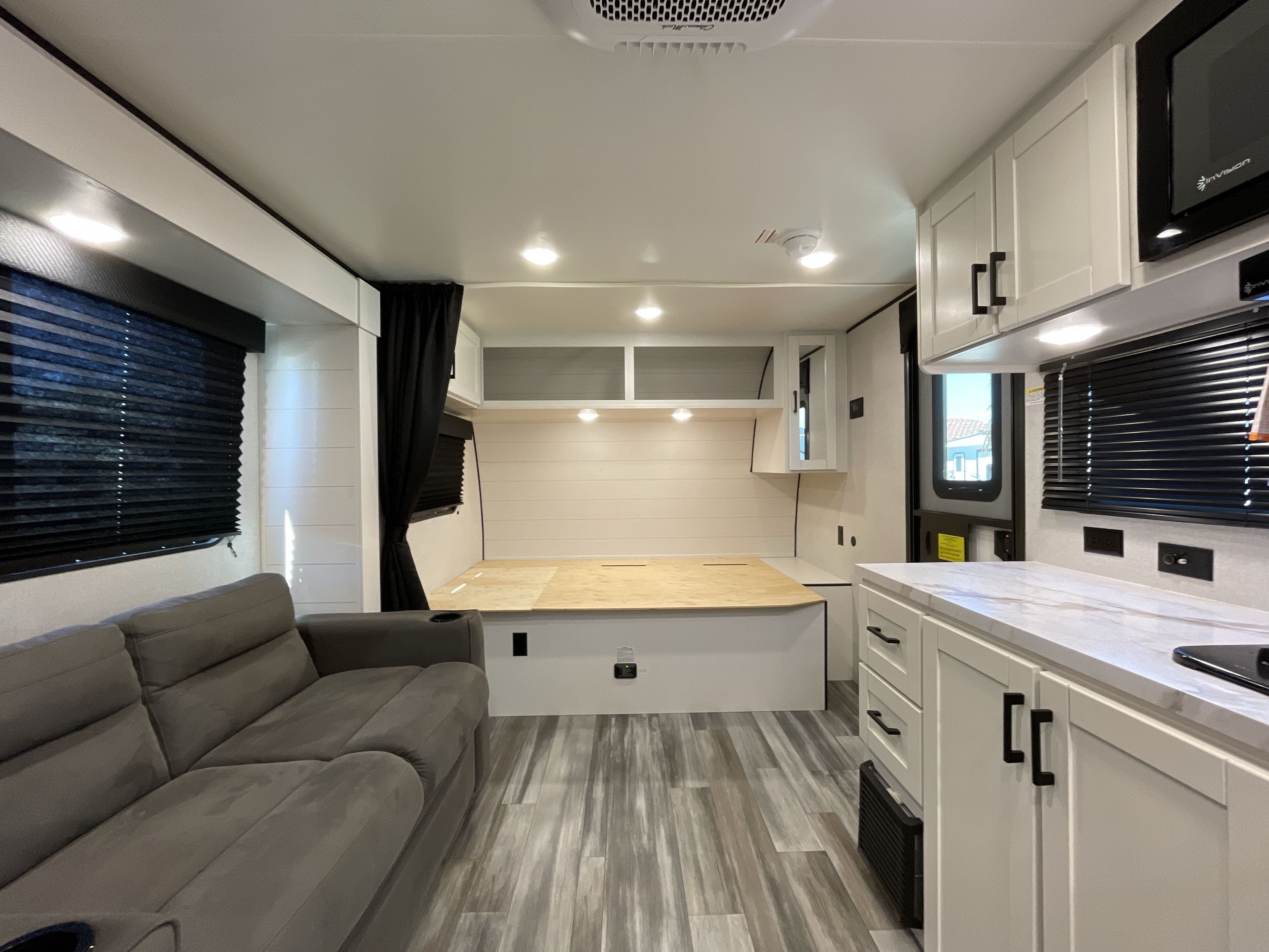 2026 Jayco JAY FLIGHT SLX 160LKW in temecula CA