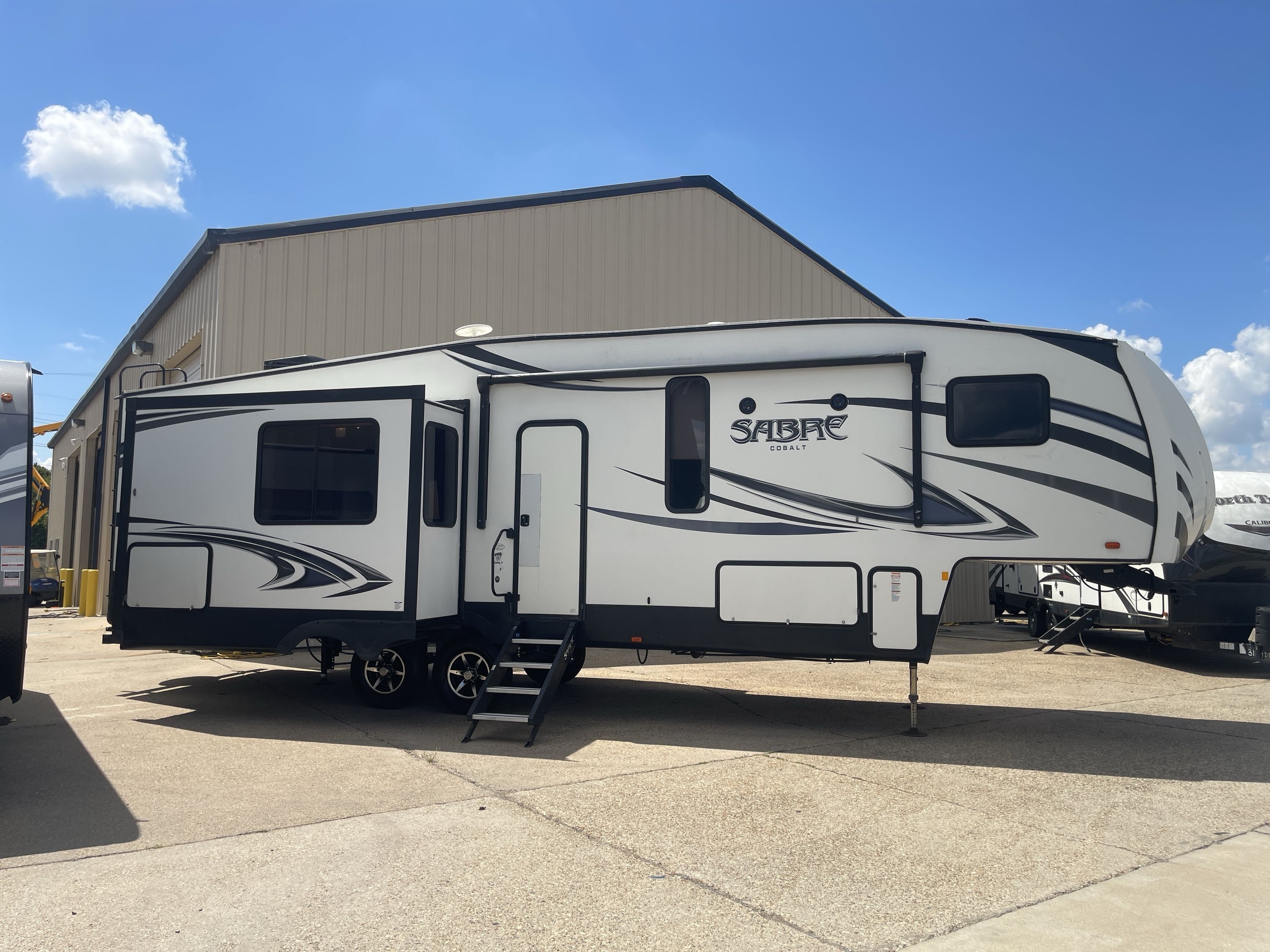 2019 Forest River SABRE 30RLT RV
