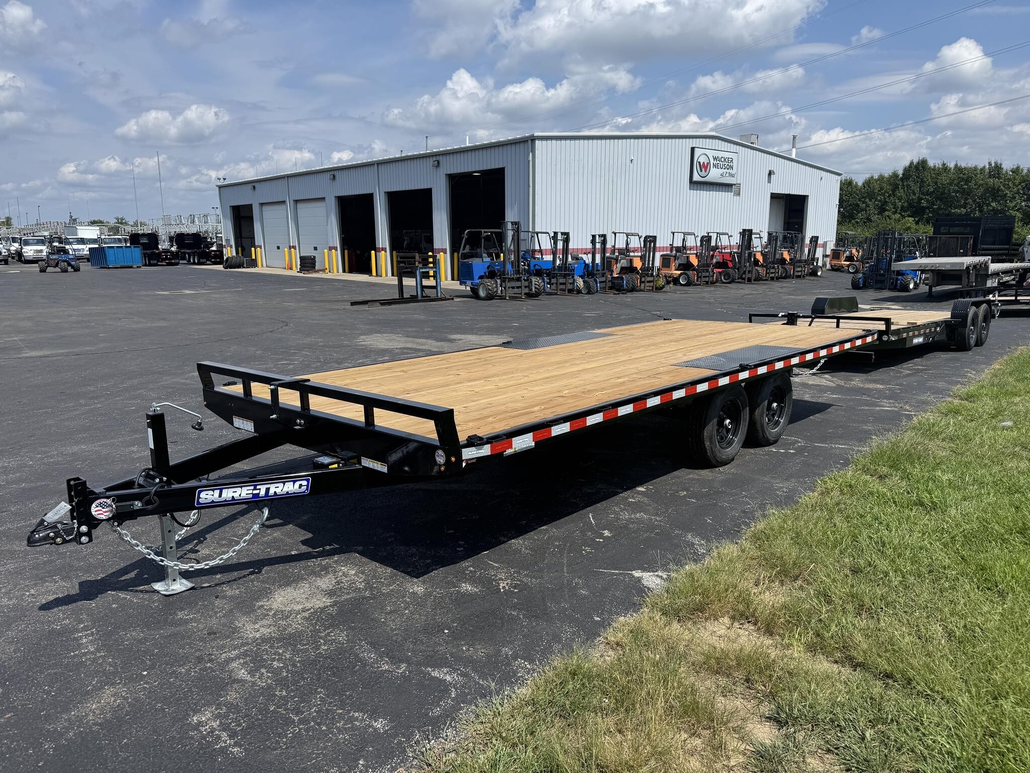 2025 SURE-TRAC ST10220TDO2A-B-100 in Columbus, OH