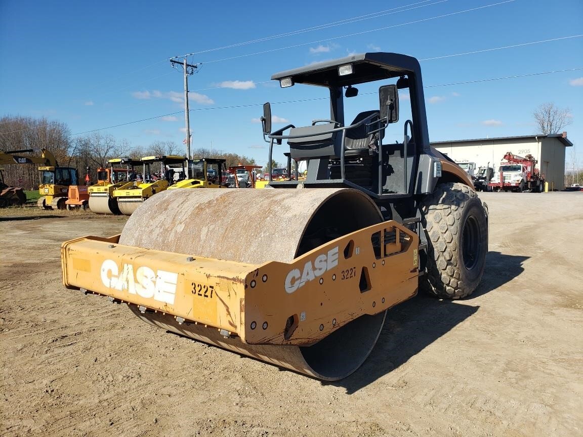 2017 CASE SV212D in Caledonia, NY