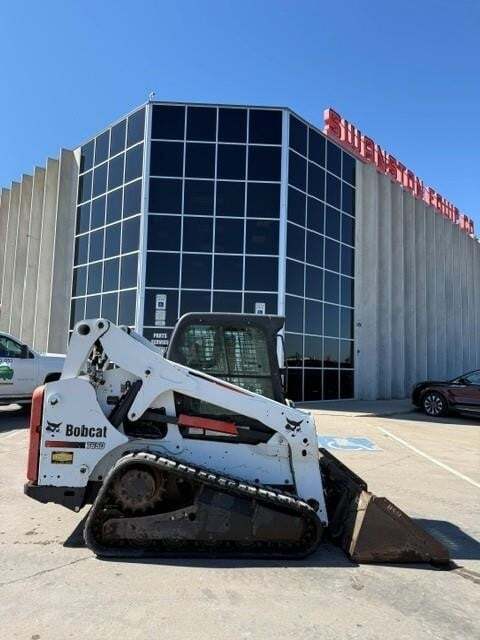 2011 BOBCAT T650 in Fargo, ND