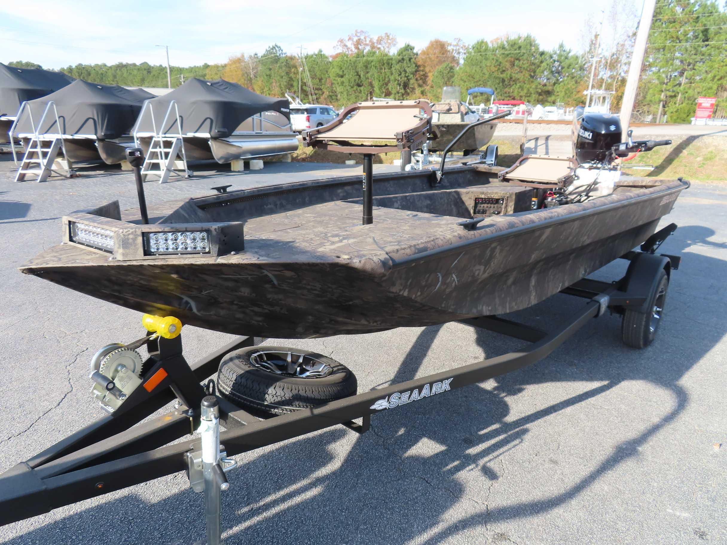 2027 Seaark 1752 Slayer Fishing Boat boat