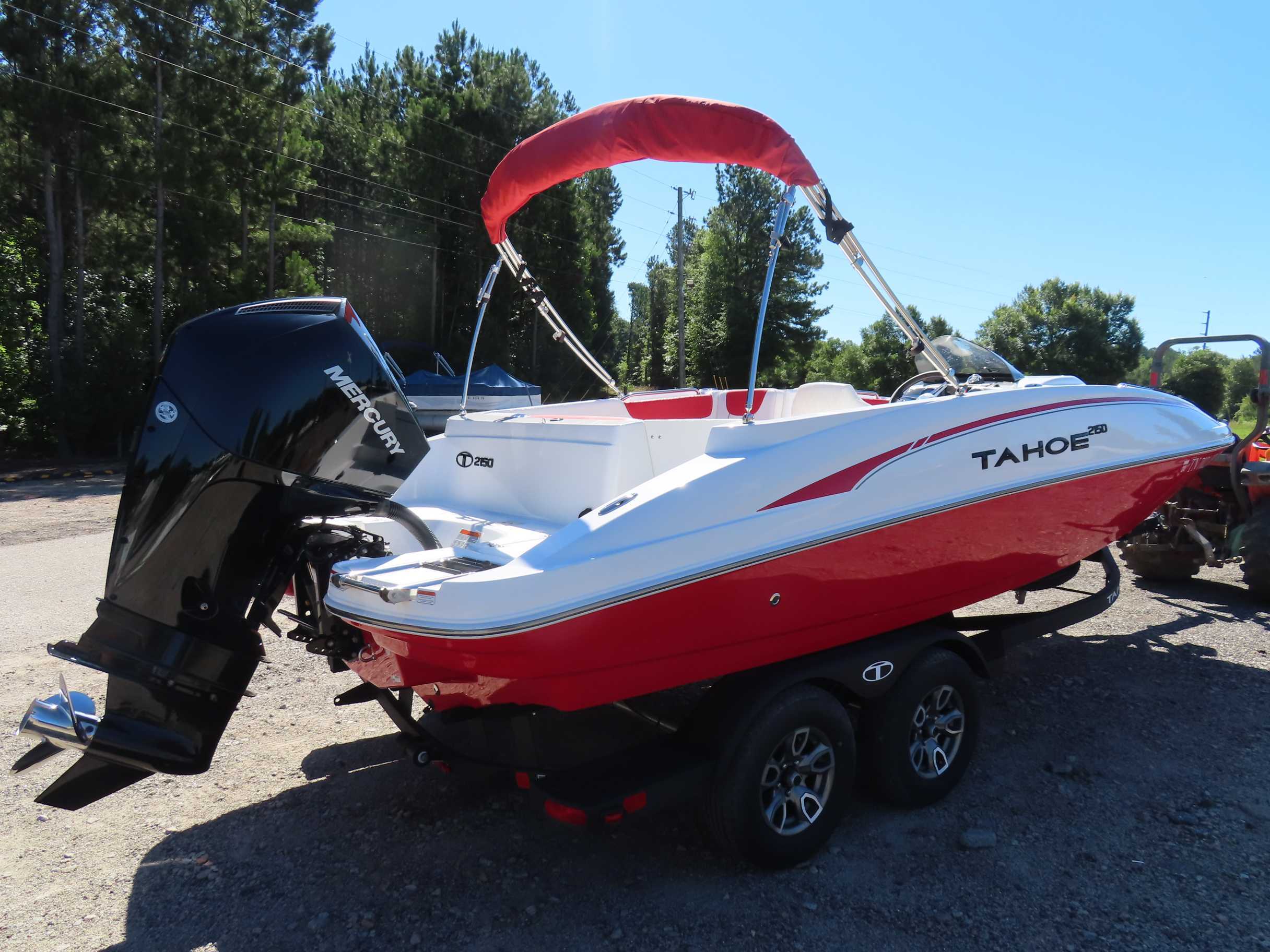 2025 Tahoe Fiberglass 2150 NAN in chapin