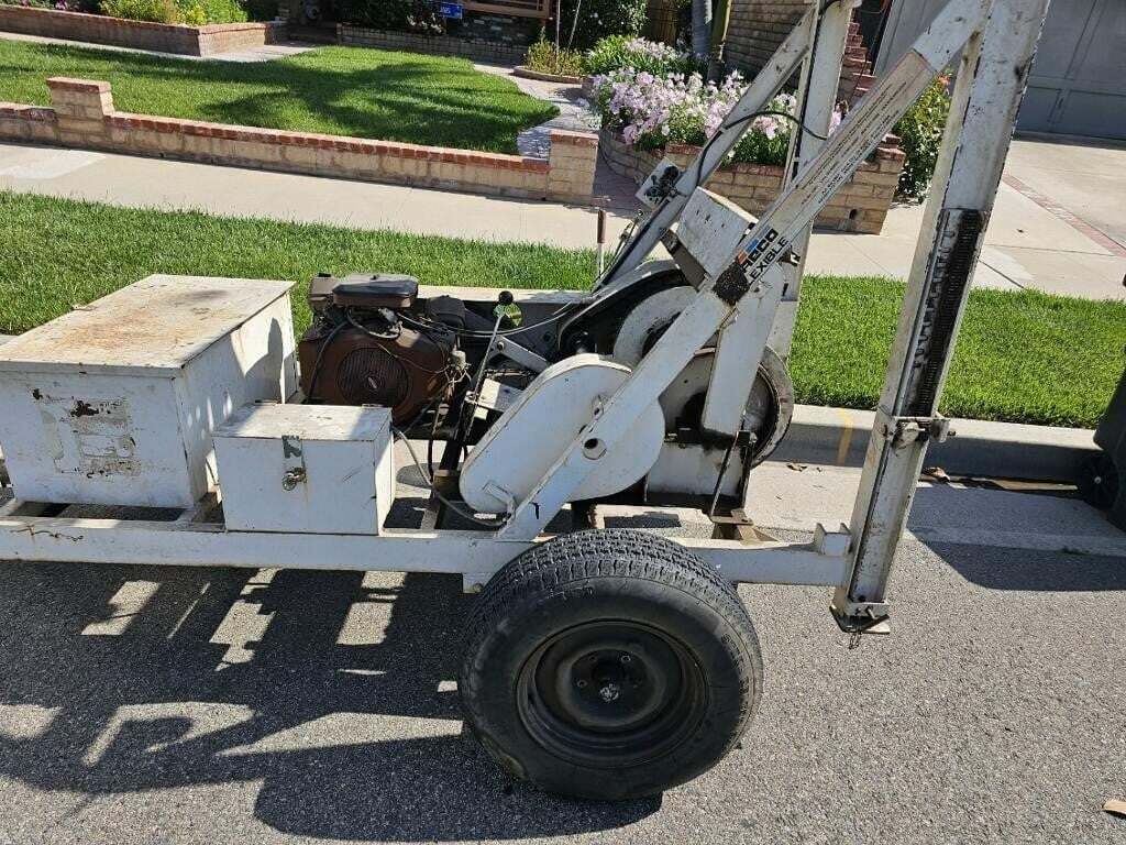 1990 SRECO FLEXIBLE VERSA VAC 1000 in Palos Verdes Peninsula, CA