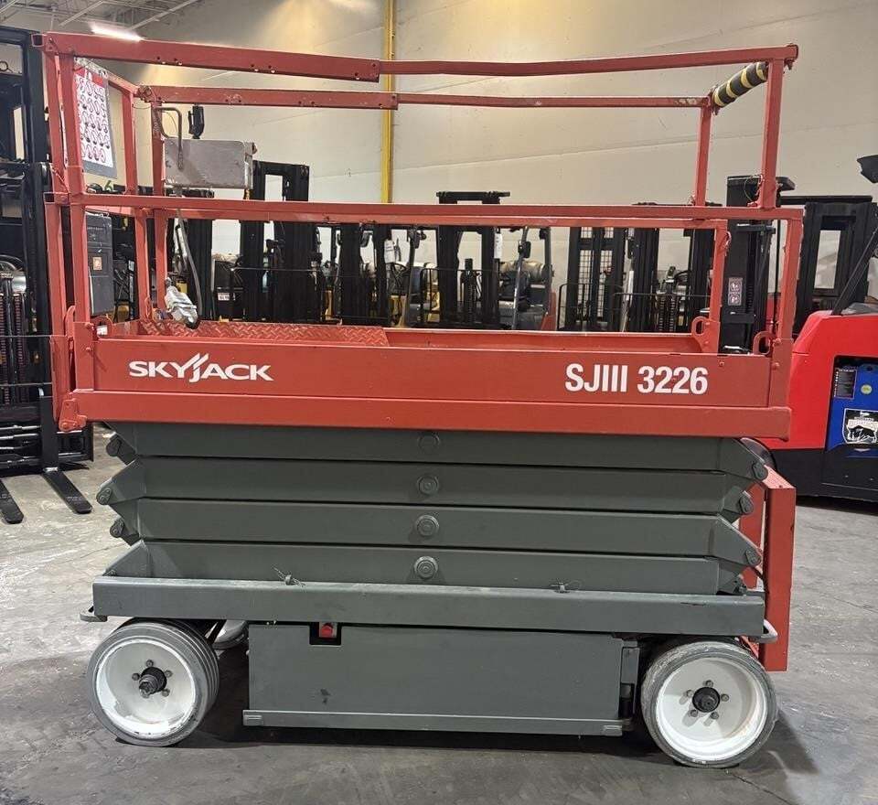 2016 SKYJACK SJ3226 in Buffalo, NY