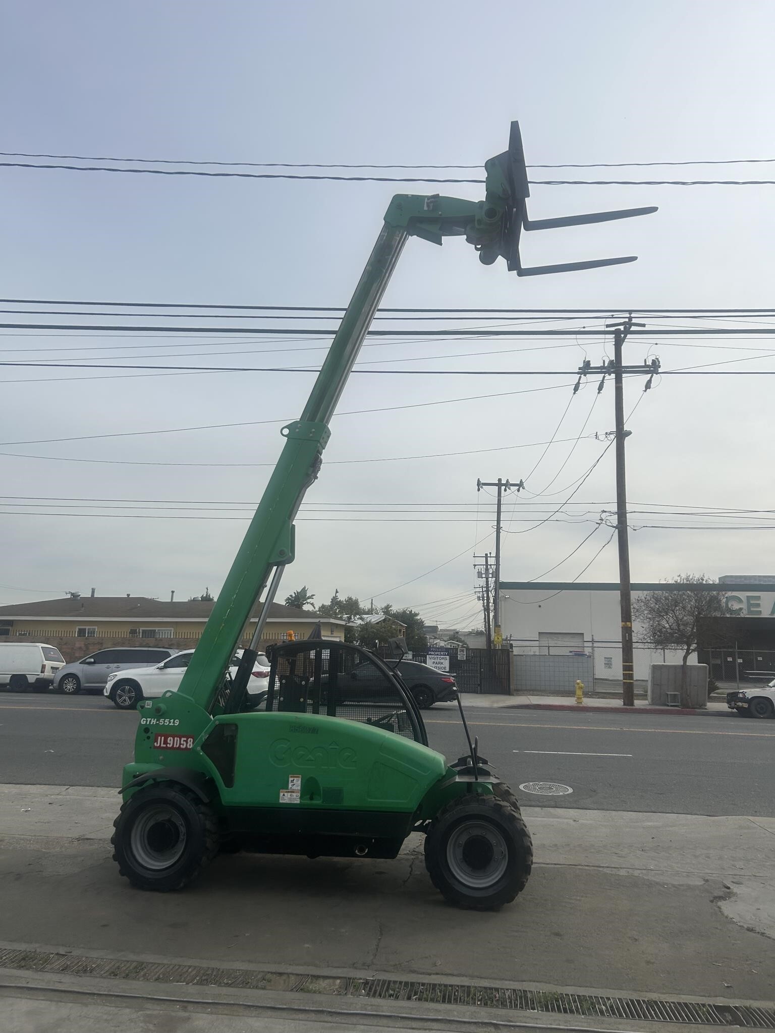 2016 GENIE GTH5519 in Palos Verdes Peninsula, CA