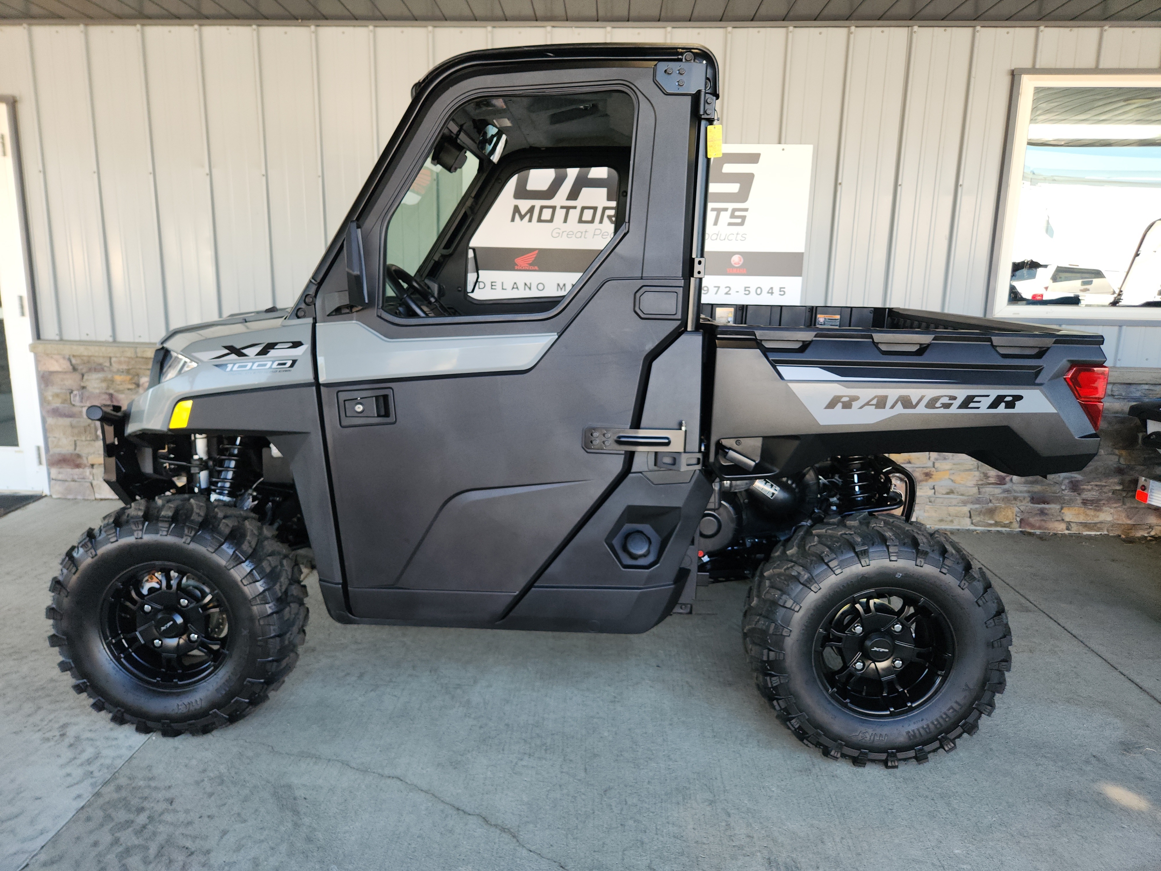 2027 Polaris Ranger XP 1000 Cab BASE in delano MN