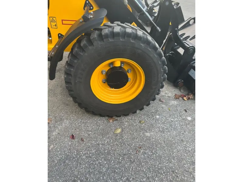 2024 JCB 407