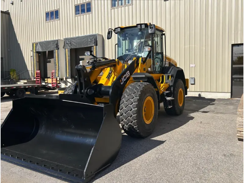 2025 JCB 437ZX