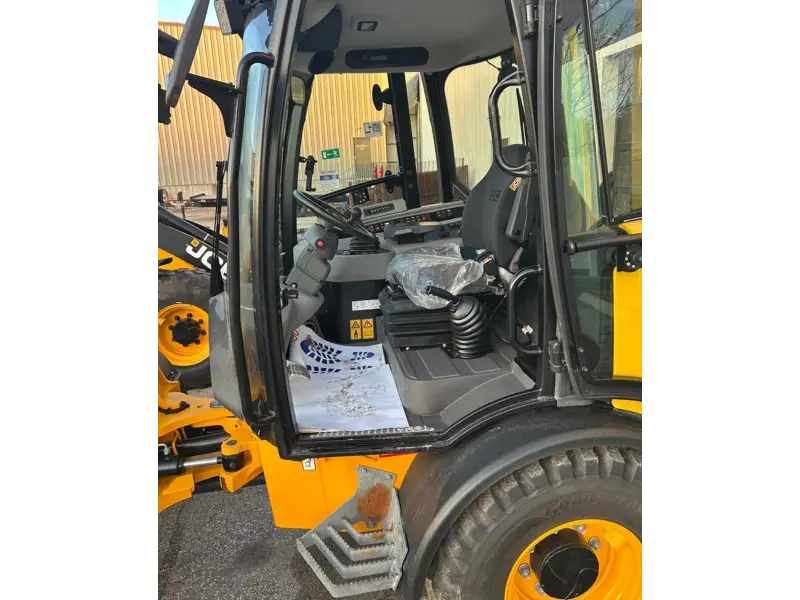 2024 JCB 407