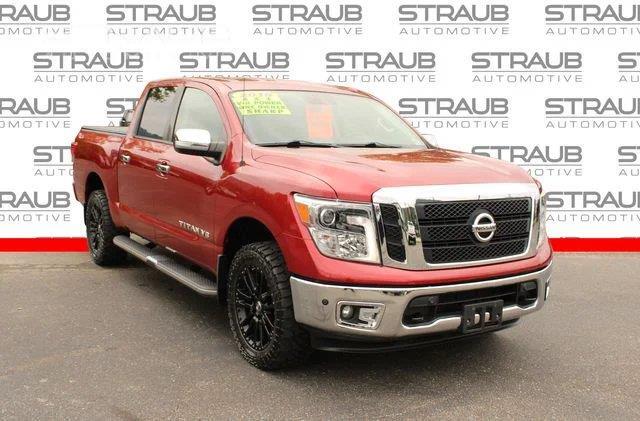 2018 NISSAN TITAN in Glen Dale, WV