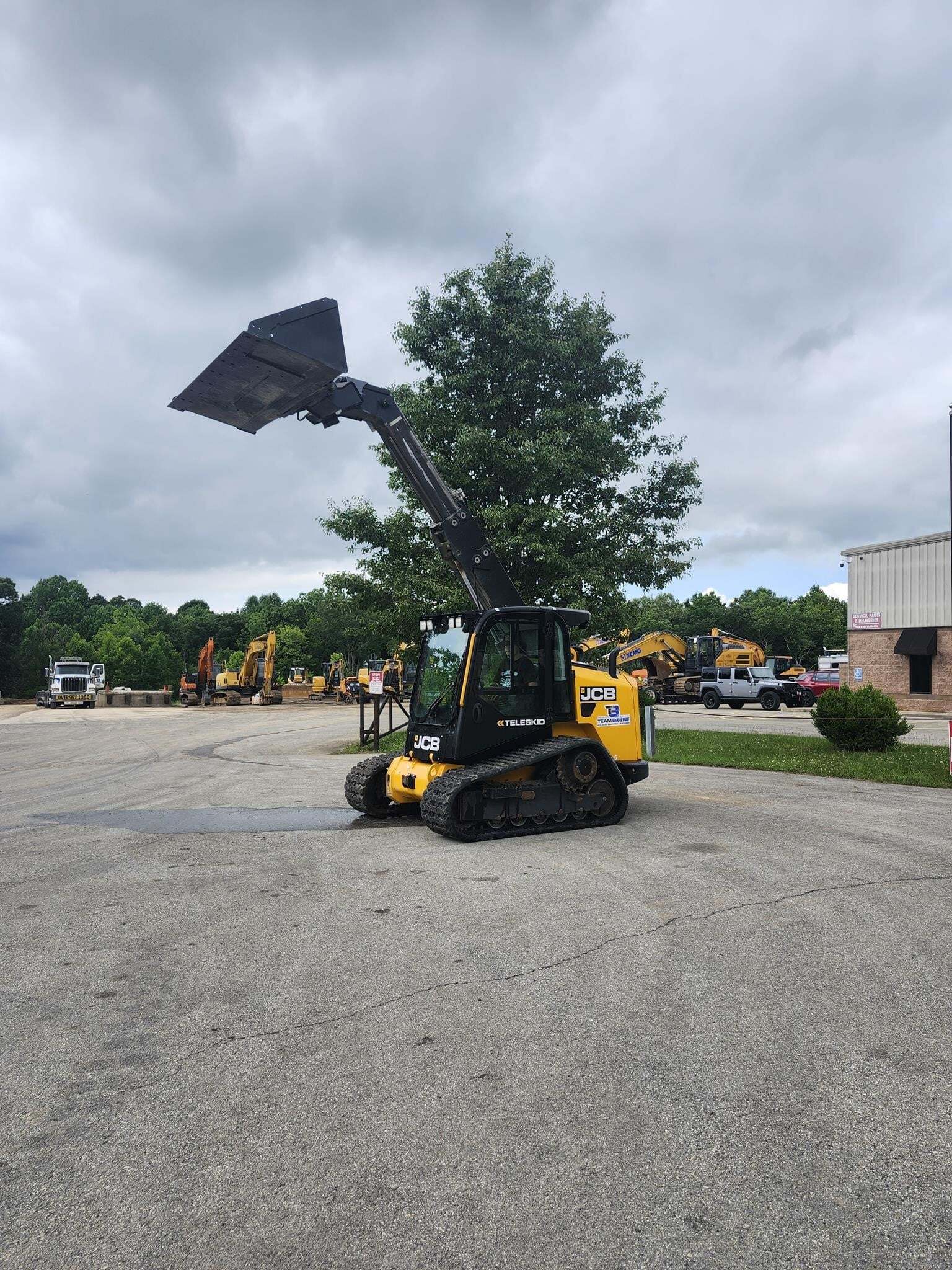 2023 JCB 3TS-8T in Bardstown, KY