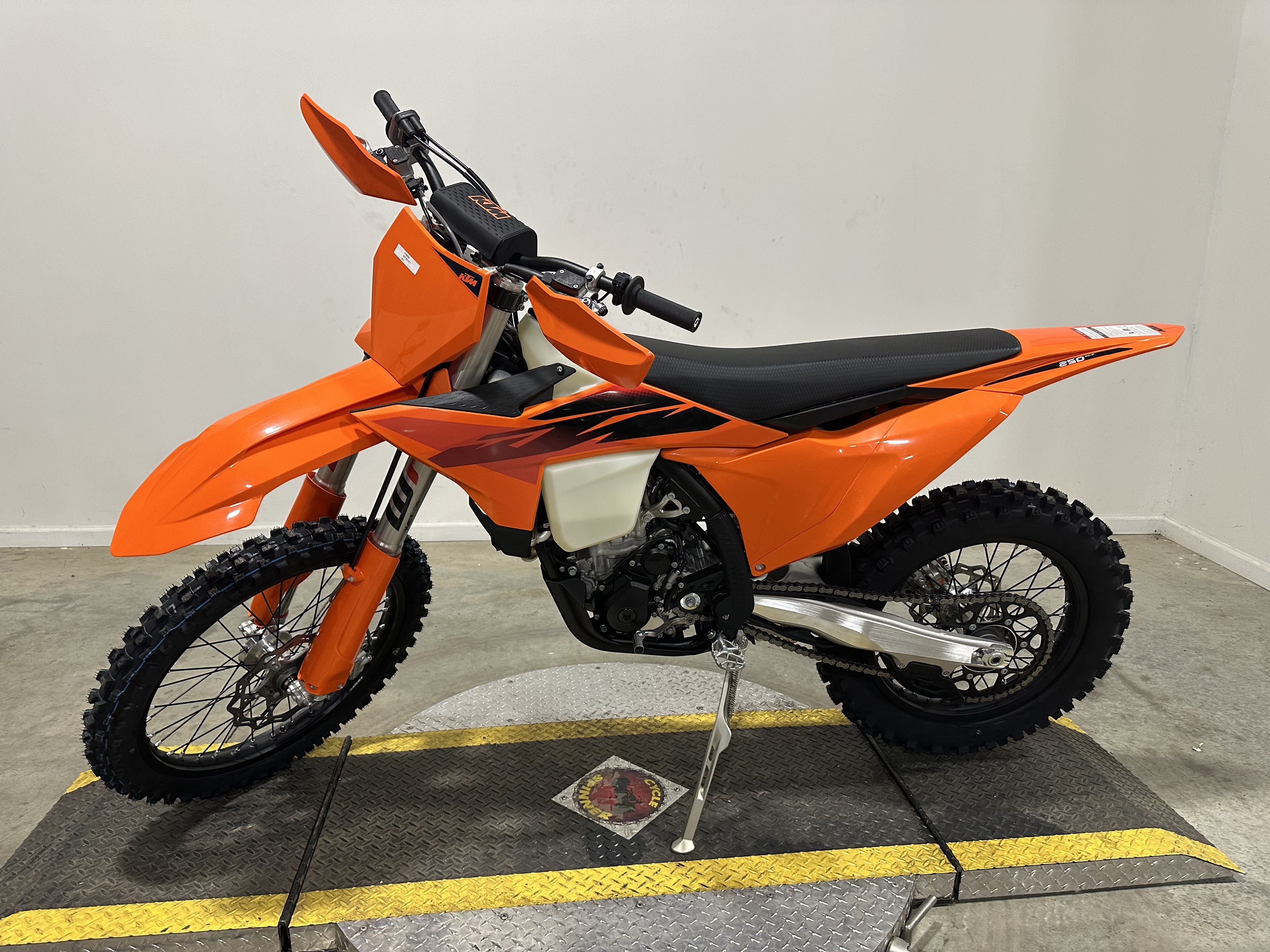 2027 KTM 250 XC-F XC-F in Medina, OH