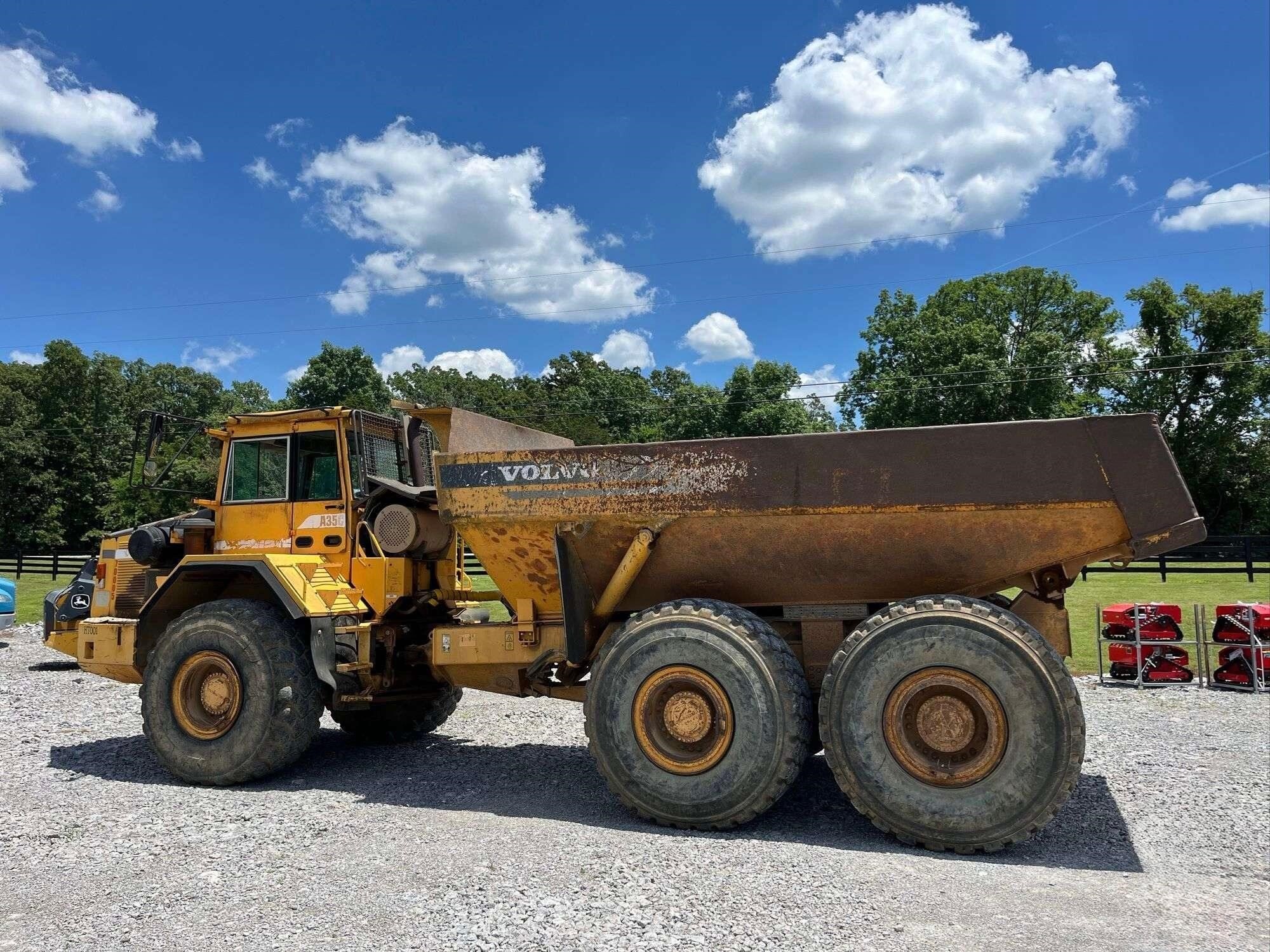 1997 VOLVO A35C in Jackson, TN