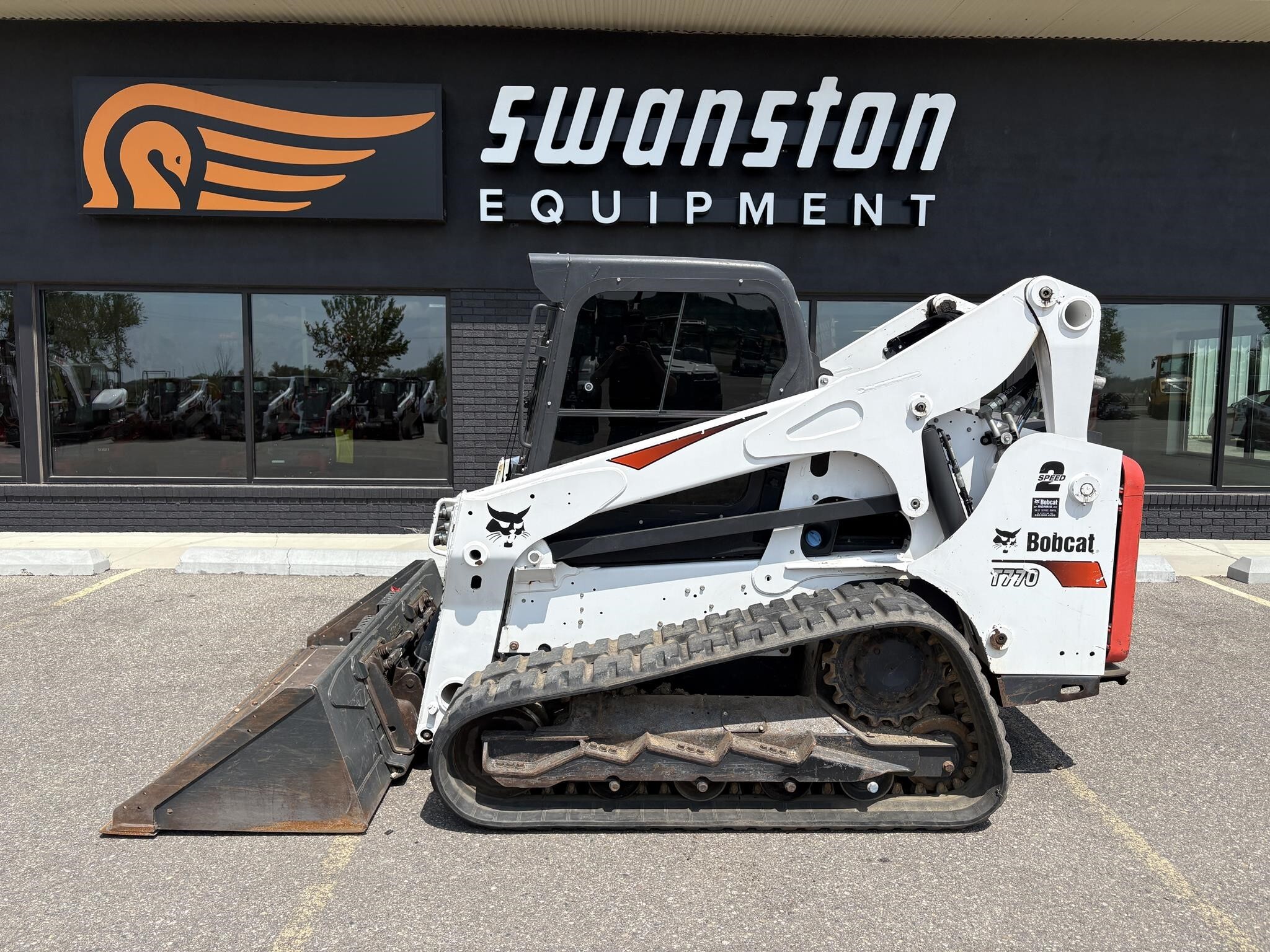 2019 BOBCAT T770 in Fergus Falls, MN