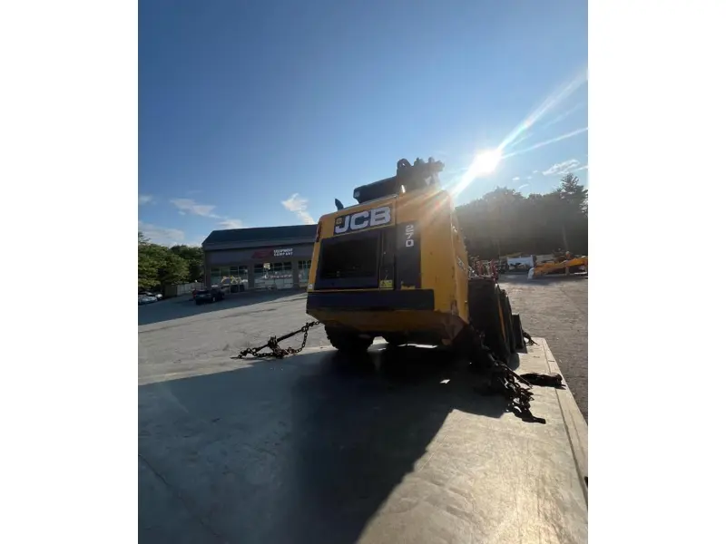 2023 JCB 270