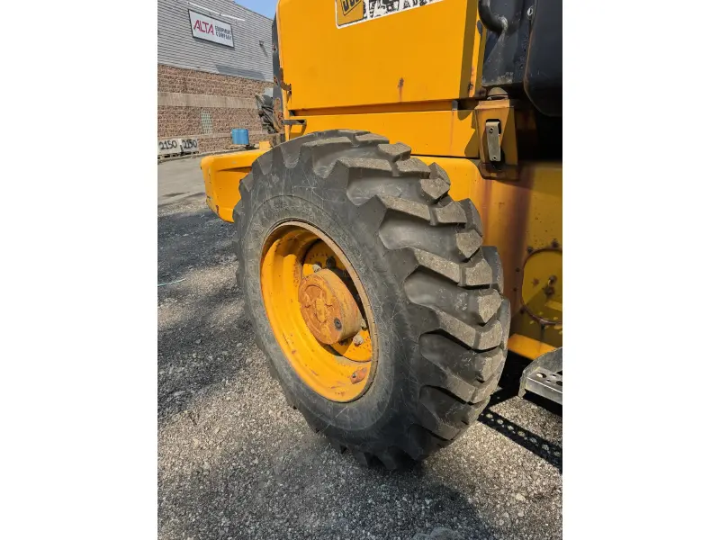 2003 JCB 411HT