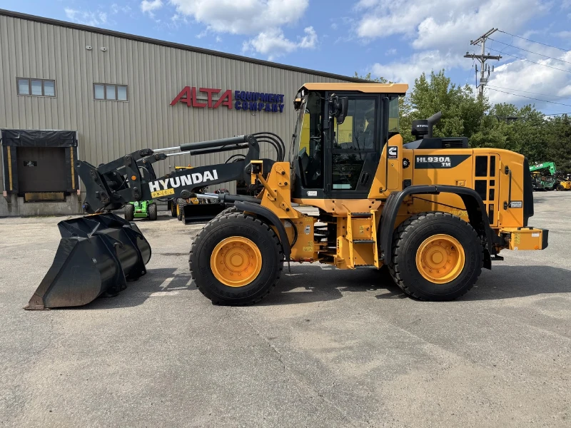 2022 HYUNDAI HL930A