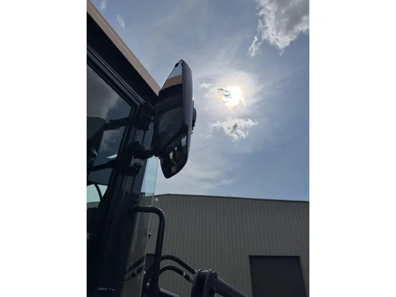 2022 HYUNDAI HL930A
