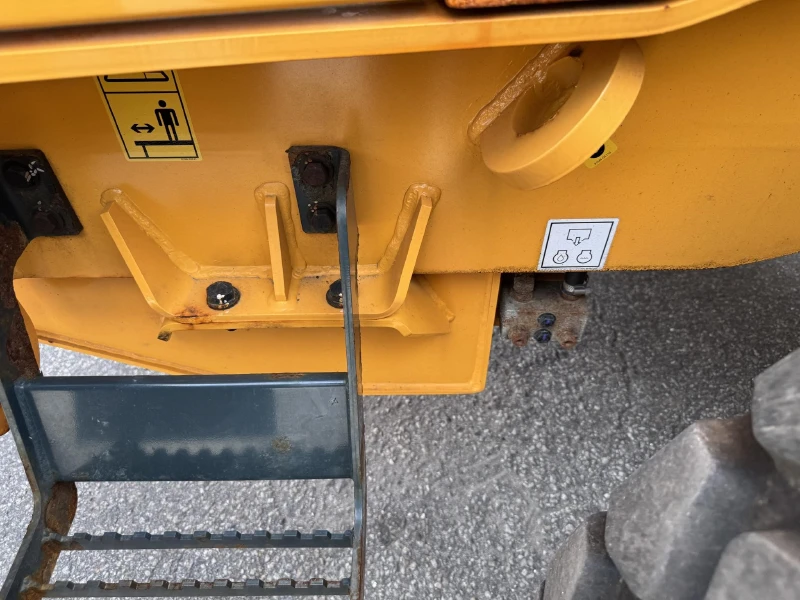2022 HYUNDAI HL930A