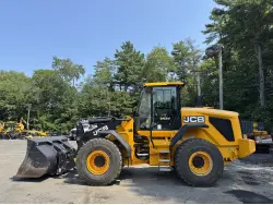 2022 JCB 437ZX