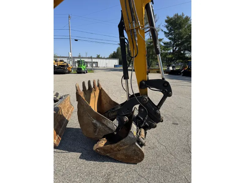 2022 JCB 85Z-2